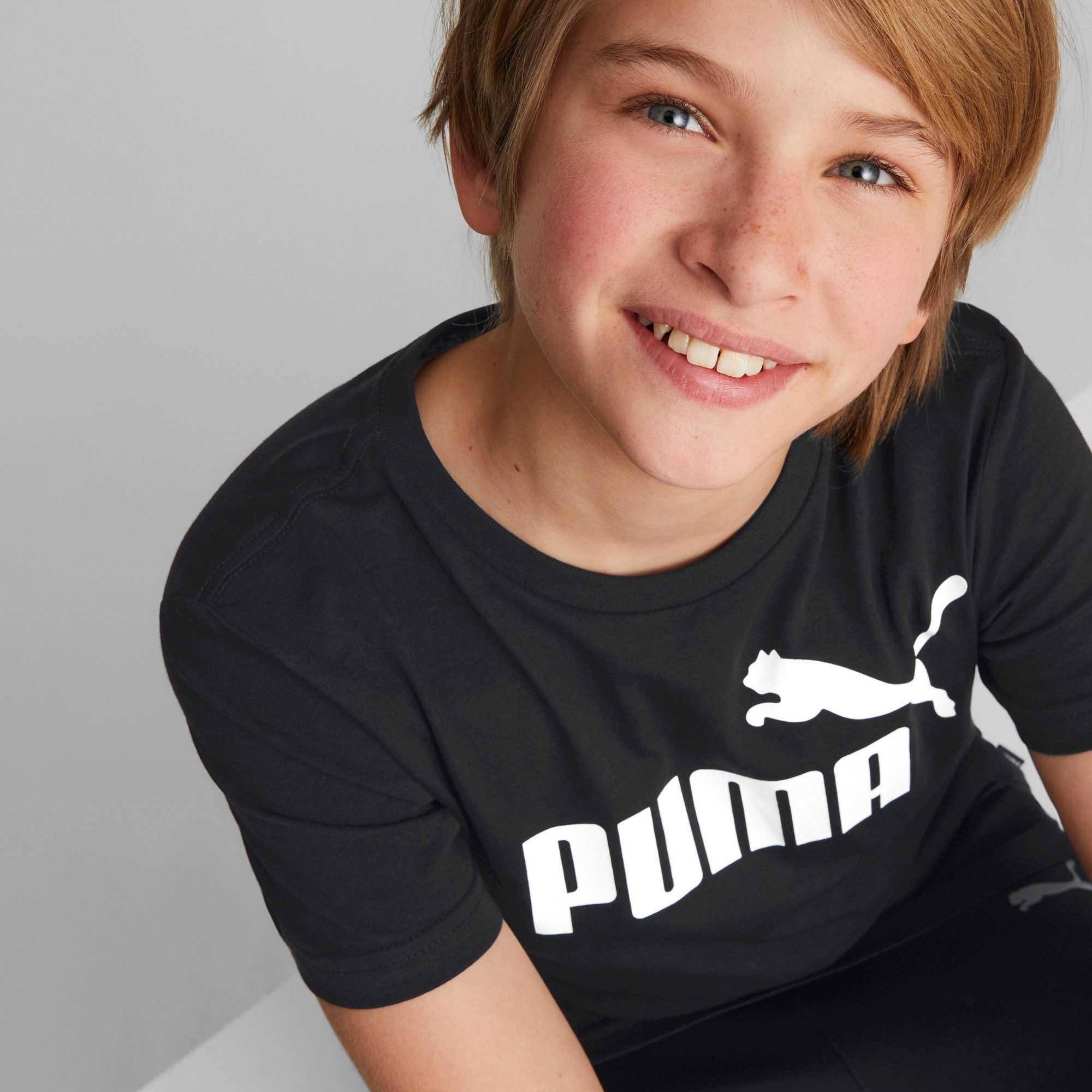 PUMA T-shirt ESS LOGO TEE B