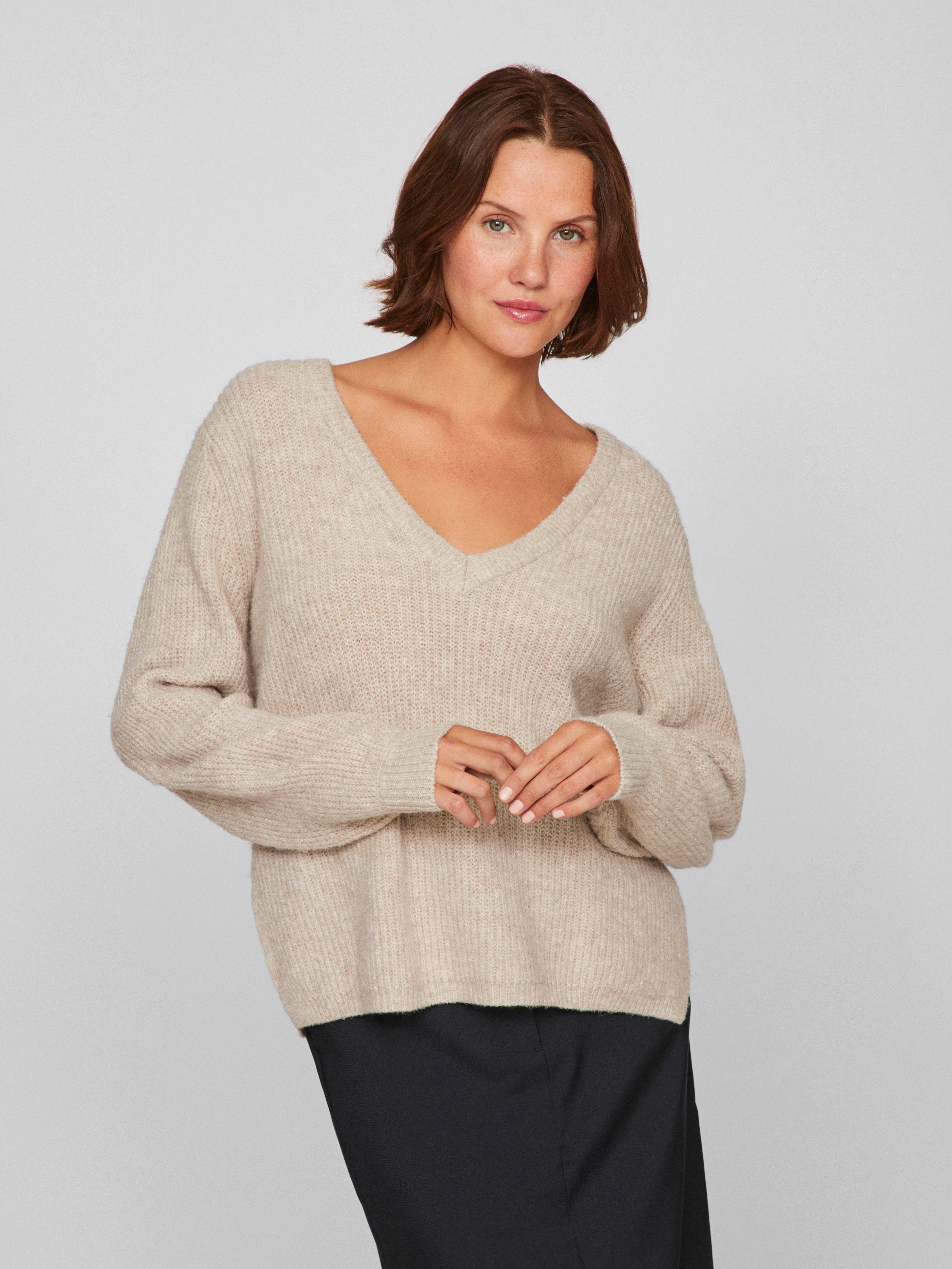 Vila Trui met V-hals VIBELUNA V-NECK REV L/S KNIT TOP - NOOS