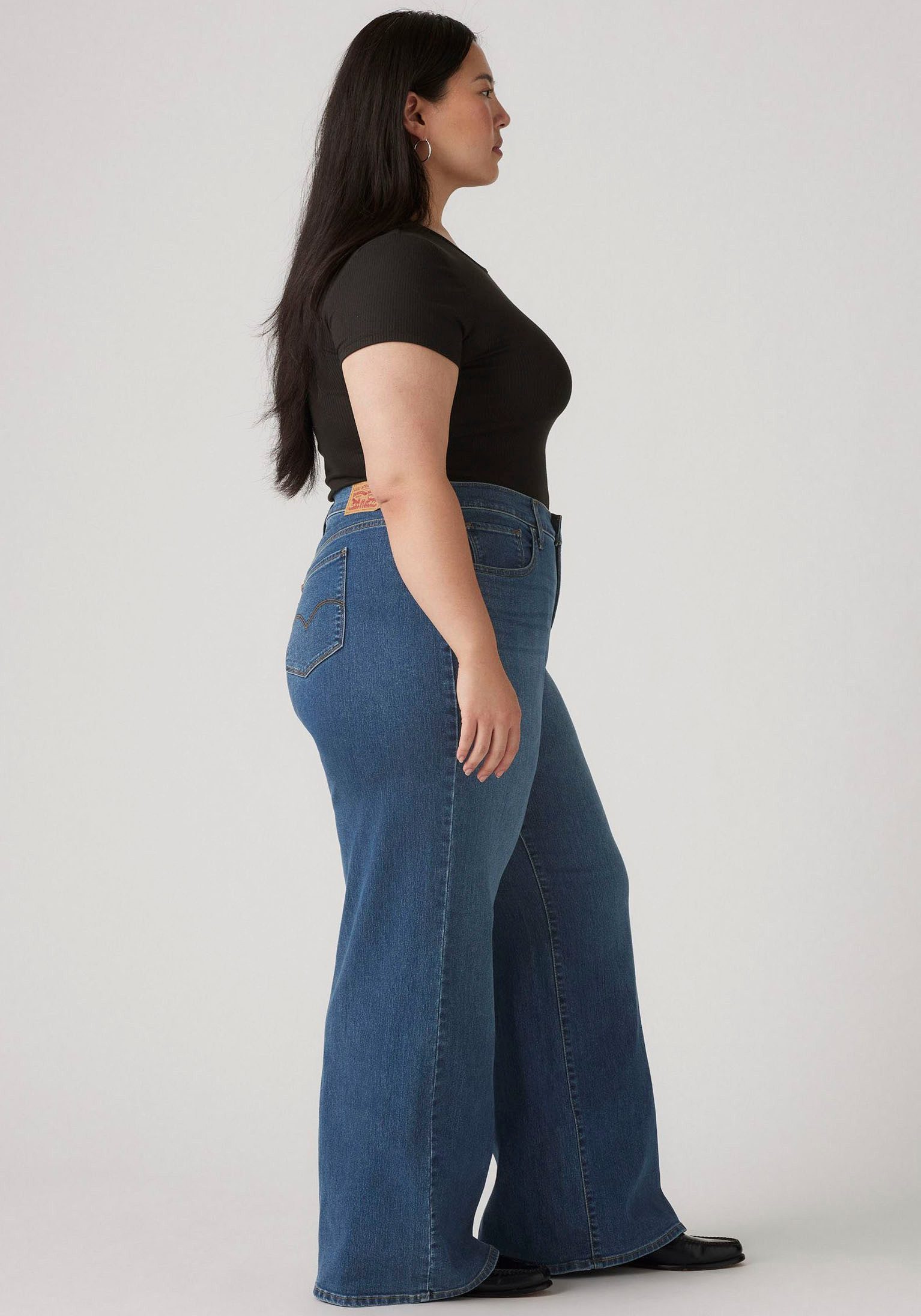 Levi's® Plus Wijde jeans PL 318 SHAPING in five-pocketsstijl