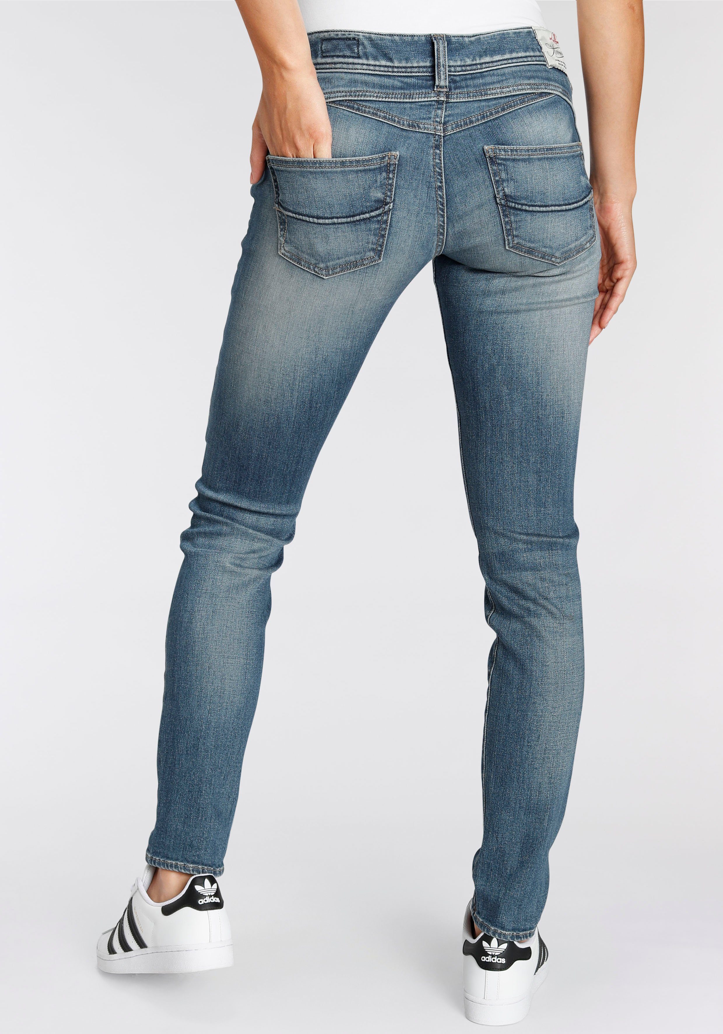 Herrlicher Slim fit jeans GILA SLIM ORGANIC DENIM milieuvriendelijk dankzij kitotex technology dames slim fit jeans maat 26 blauw