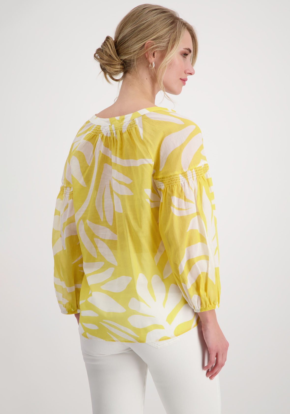 Monari Blouse zonder sluiting met tropical-print