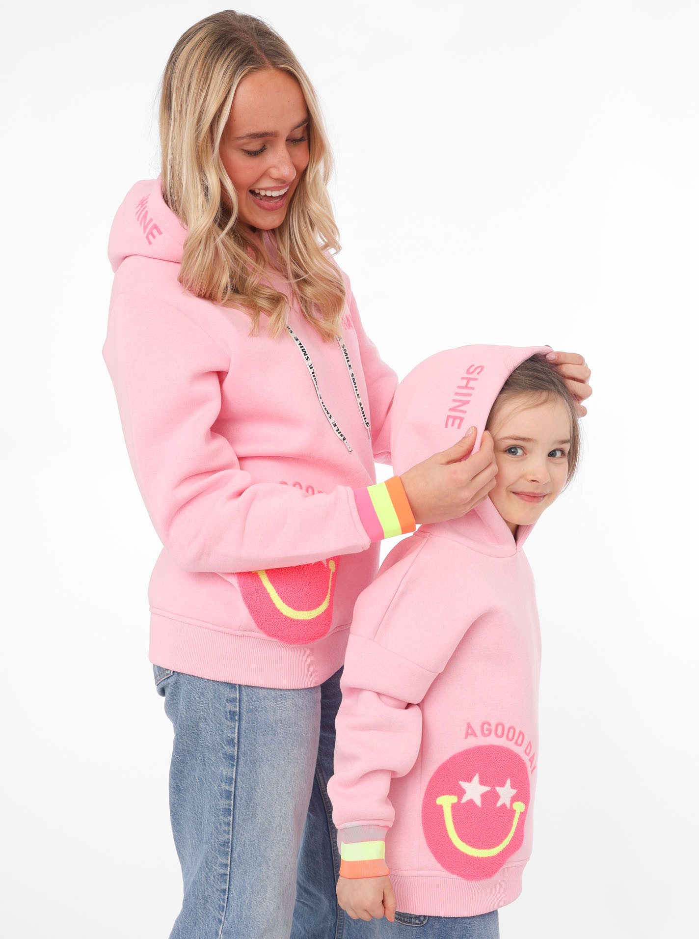 Zwillingsherz Hoodie Always Happy met smiley-print van frotté en neon details