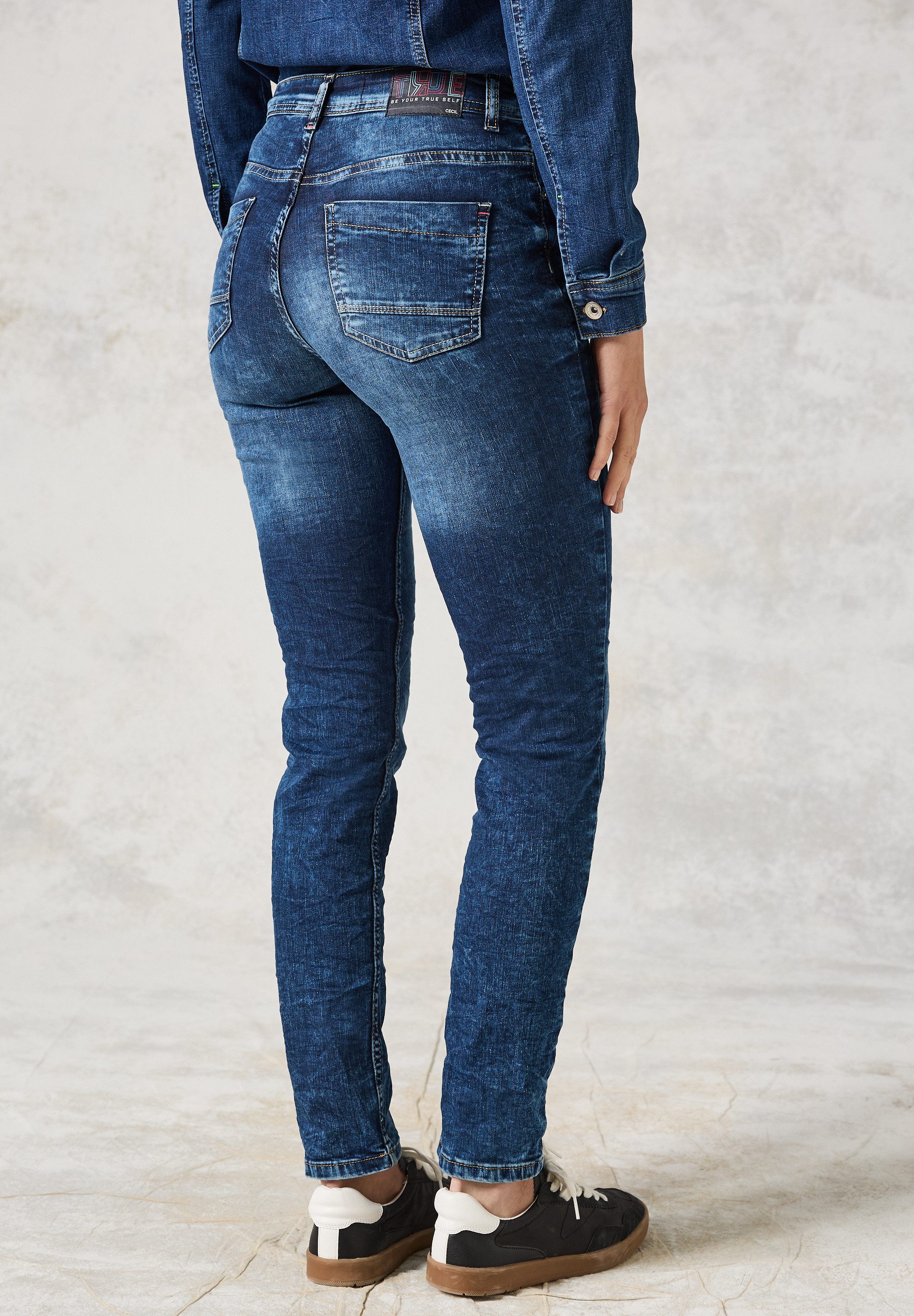 Cecil Slim fit jeans Toronto in five-pocketsstijl