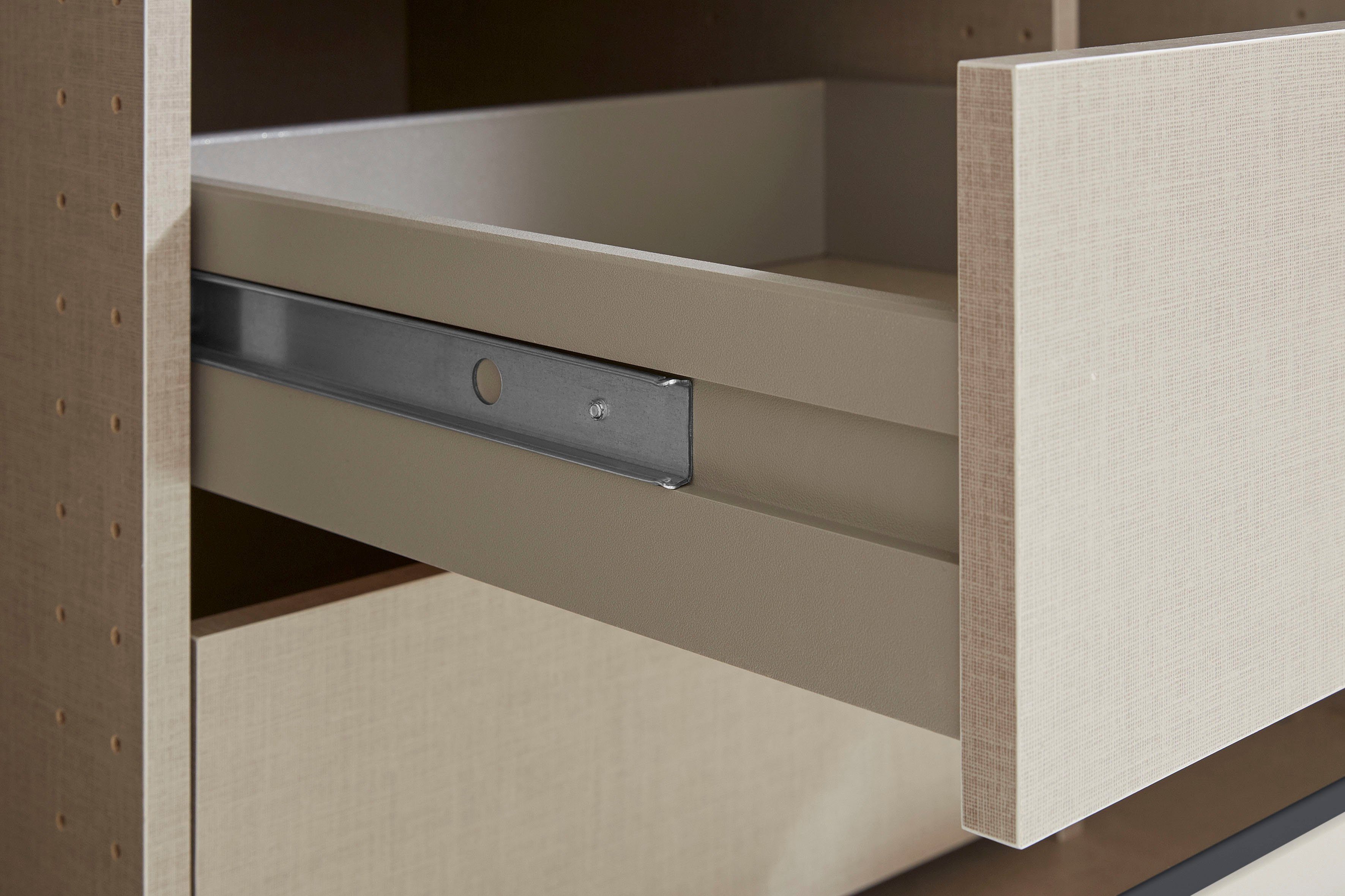 rauch Draaideurkast Kledingkast kast garderobe TOPSELLER OTELI incl. binnenindeling met 3 binnenlades extra planken optioneel met spiegel made in germany