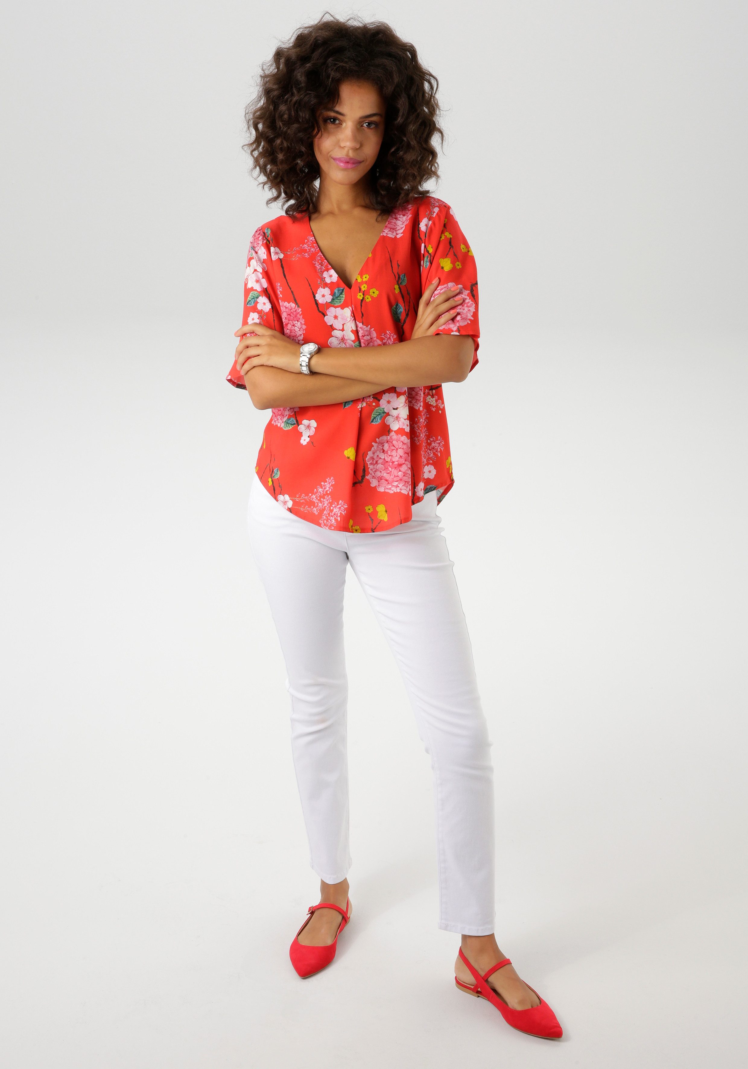 Aniston CASUAL Blouse zonder sluiting met harmonieuze bloemenprint
