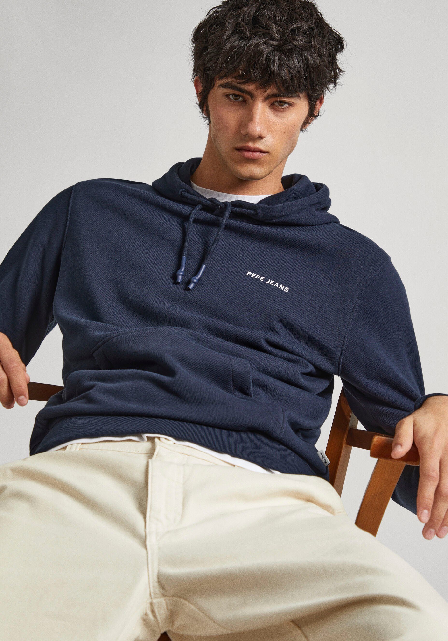 Pepe Jeans Hoodie met grote print op de rug