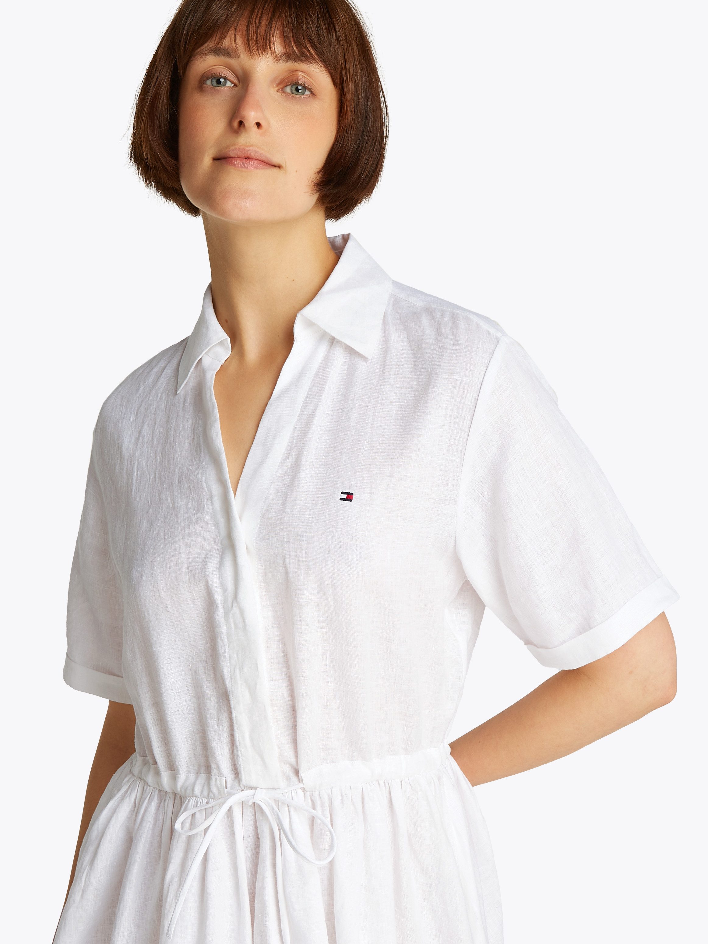 Tommy Hilfiger Jurk met overhemdkraag ESS LINEN S/S SHORT DRESS met tunnelkoord in de taille, met rugplooi, koel premium linnen