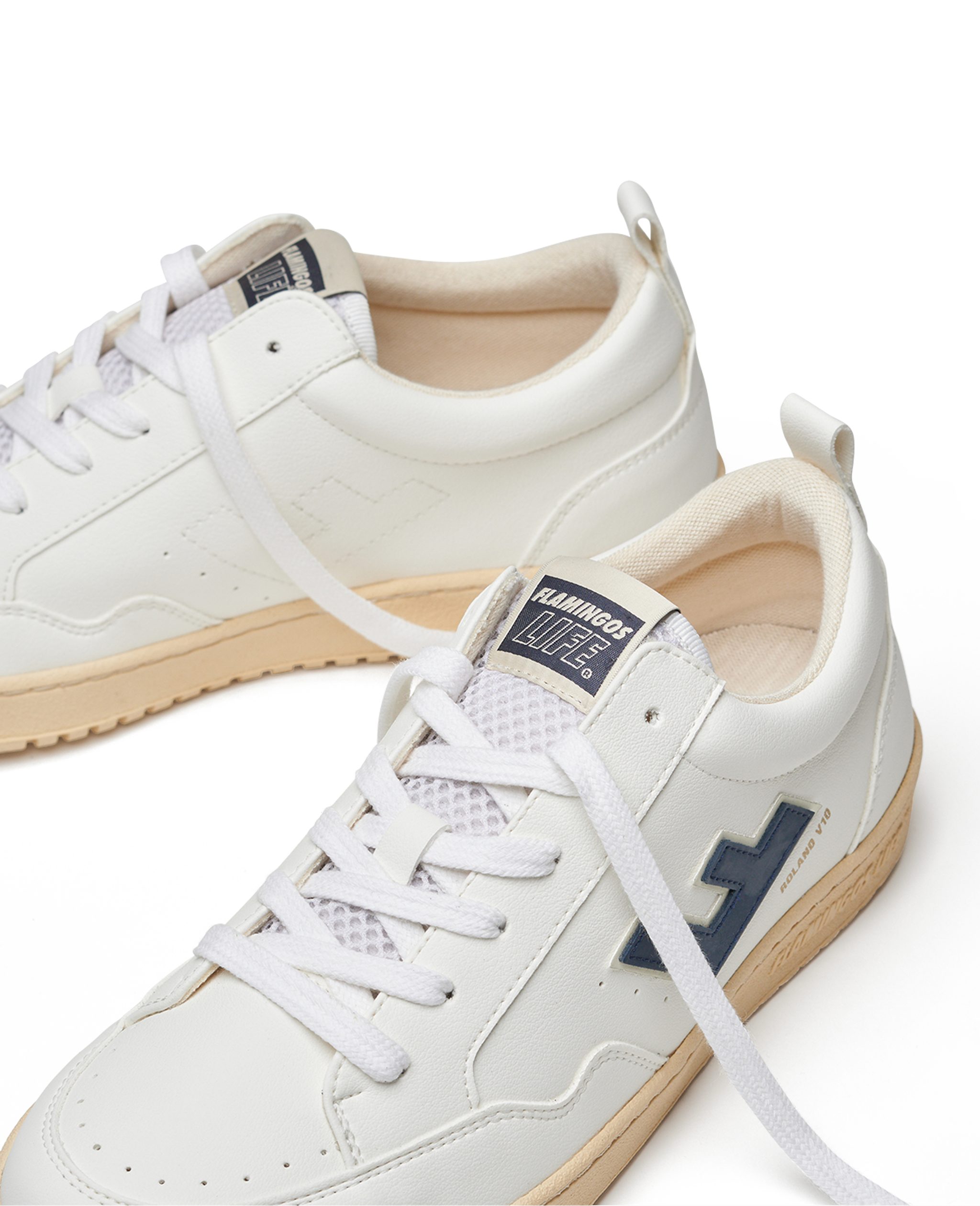 MUSTANG Sneakers ROLAND V.10 vegan sneaker, bovenmateriaal van 70% maïsresten