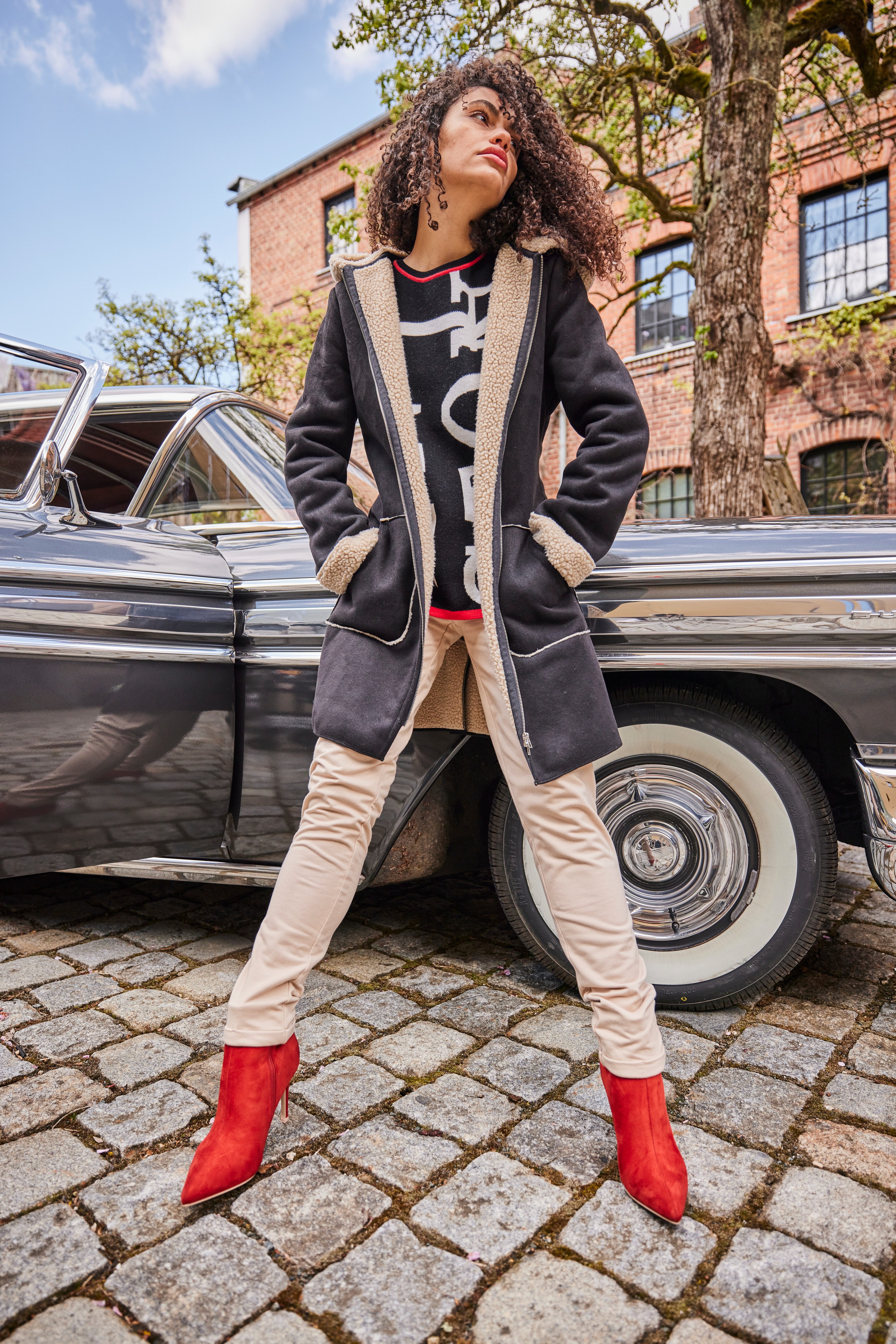 Aniston CASUAL Korte jas met een capuchon