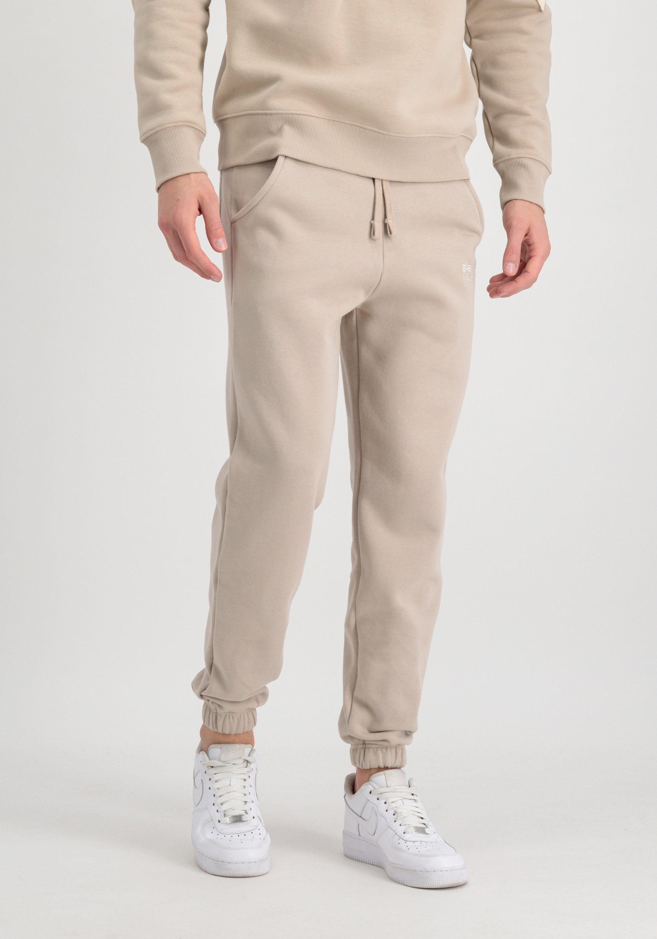 Alpha Industries Joggingbroek Alpha Industries Men - Jogger Organics EMB Regular Jogger