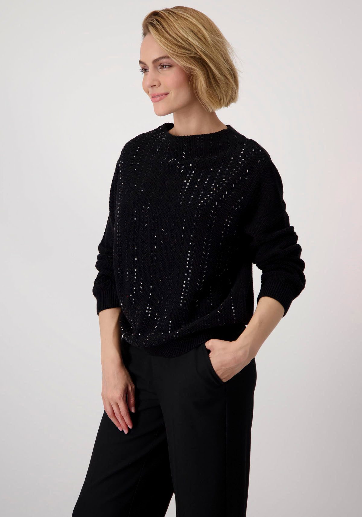 Monari Trui met staande kraag Pullover sieraad met glinstersteentjes