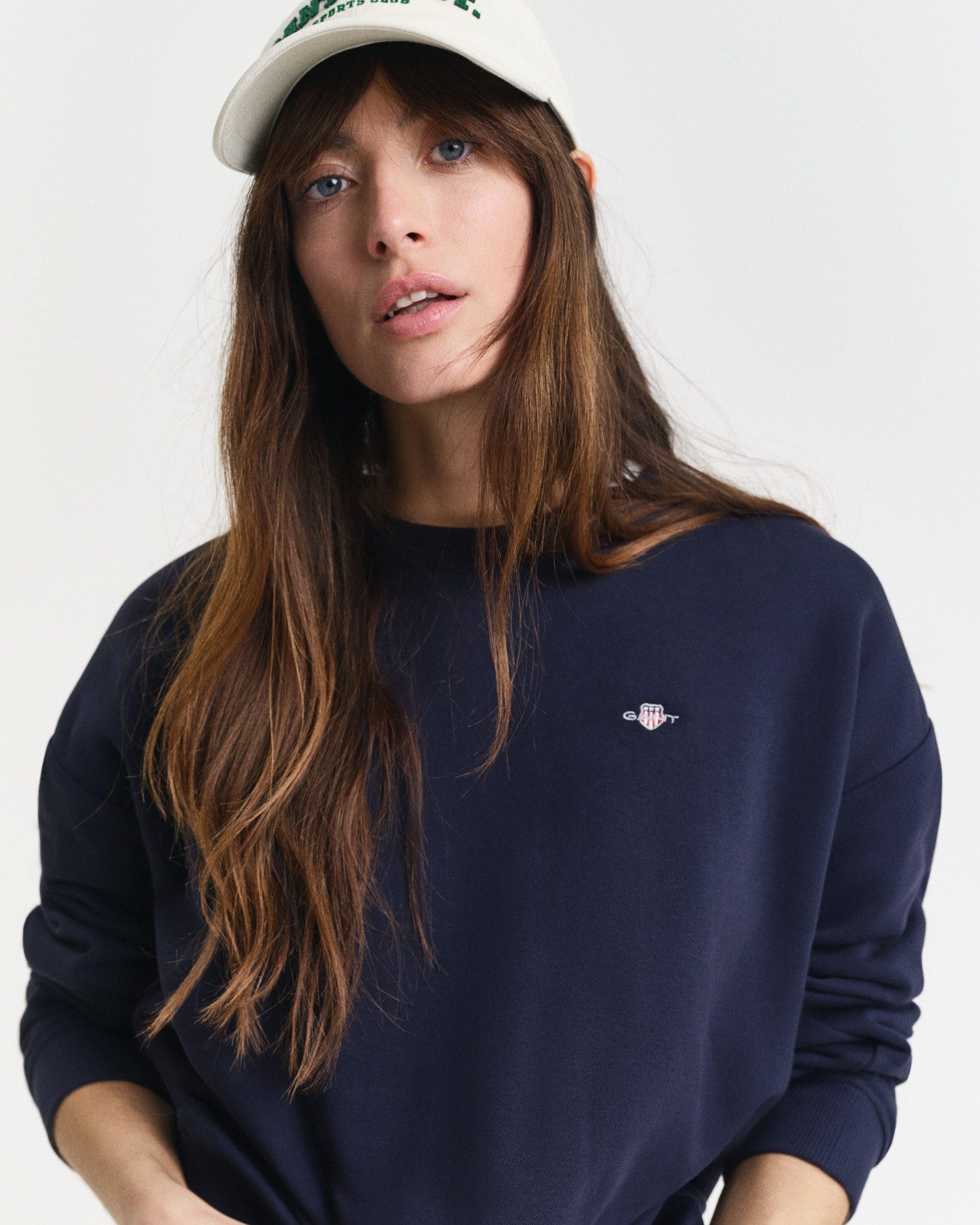 Gant Sweatshirt SHIELD C-NECK SWEAT Grafische GANT-borduursel op de borst