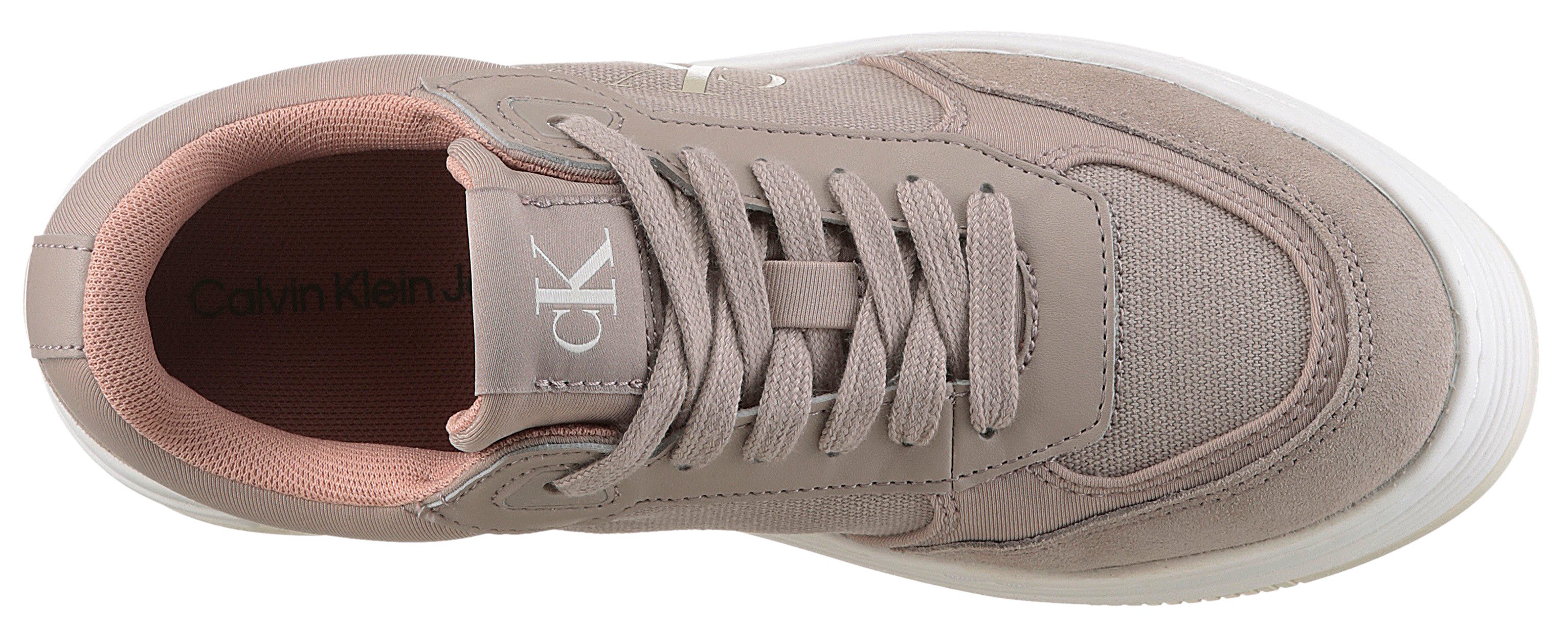 Calvin Klein Plateausneakers BOLD FLATF LOW MIX MG MEDIA veterschoenen, vrijetijdsschoen, lage schoen met zijlogo