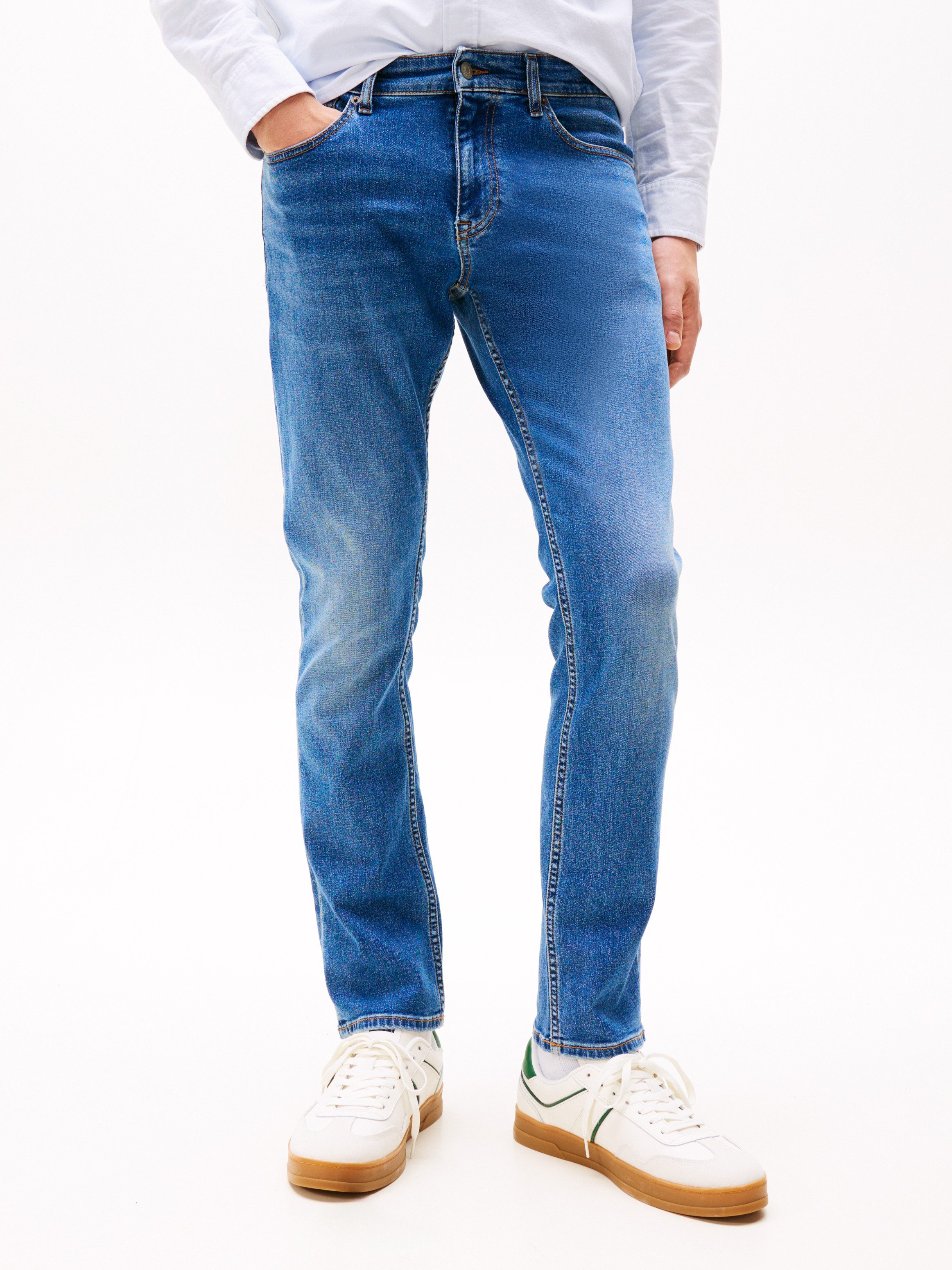 TOMMY JEANS Straight jeans SCANTON SLIM BI0234 Met merkenlabel van leer achter