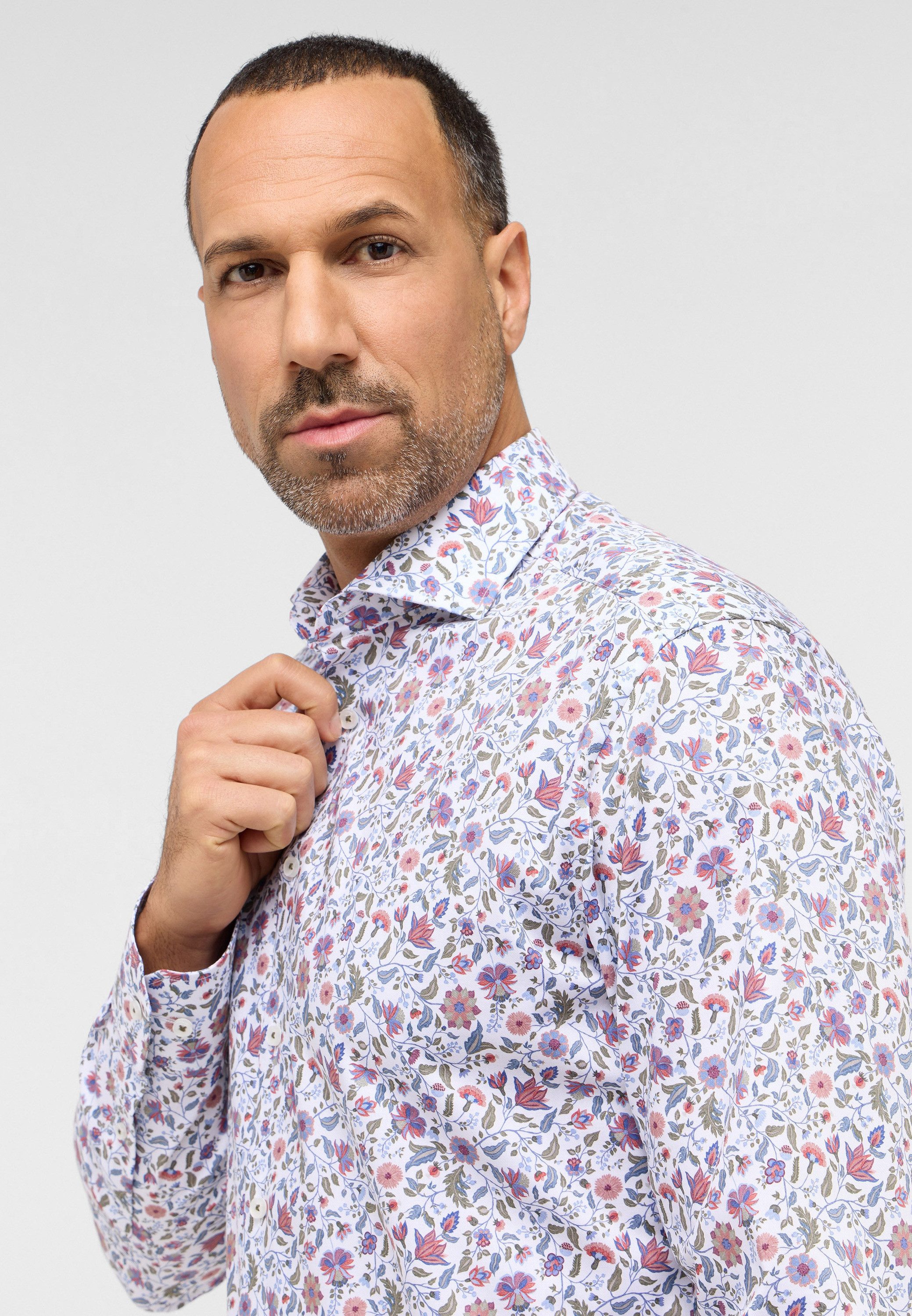 Eterna Overhemd met lange mouwen MODERN FIT NON IRON (strijkvrij)