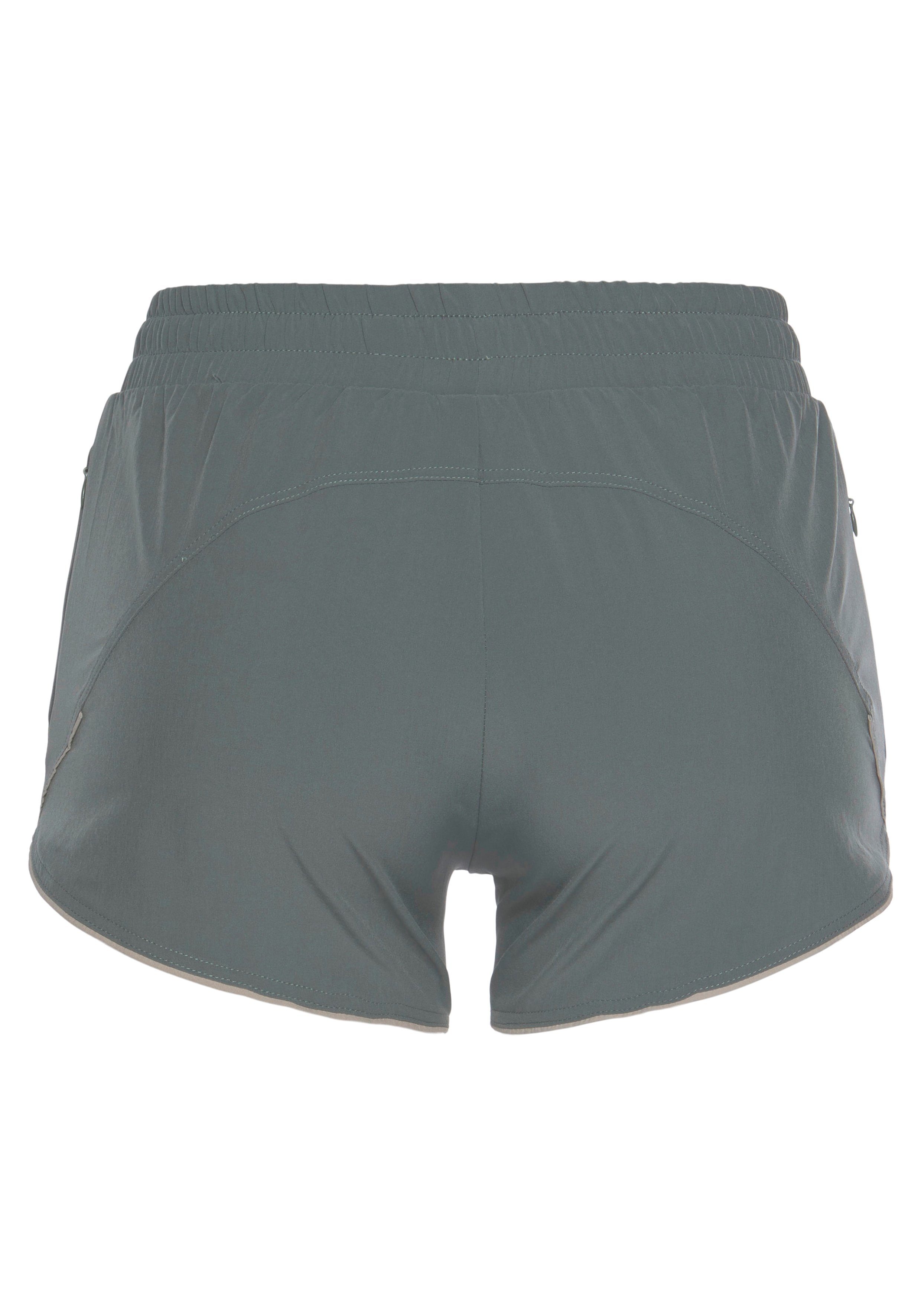 active by Lascana Short met ritszakken