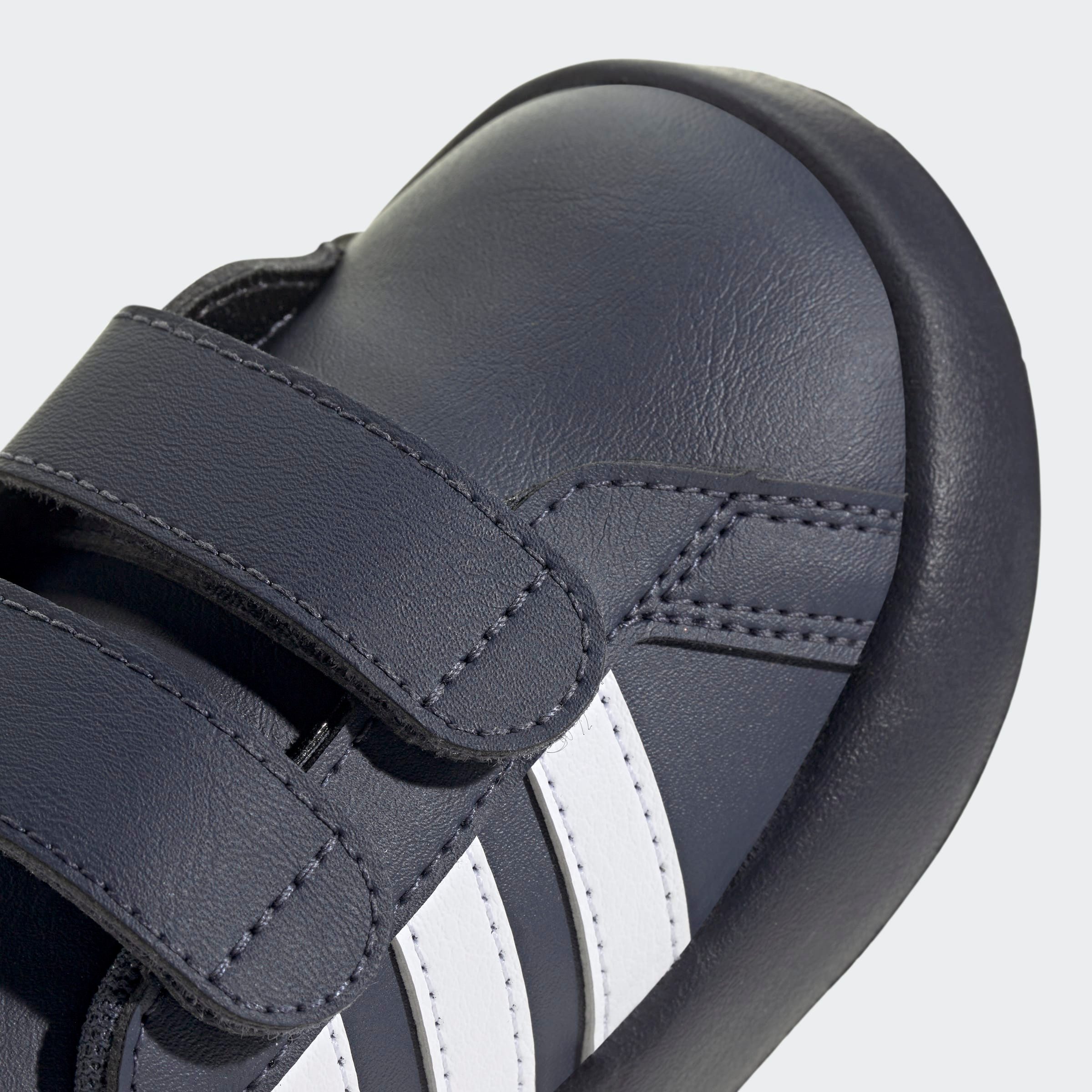 adidas Sportswear Klittenbandschoenen GRAND COURT 2.0 KIDS Design geïnspireerd op de adidas Superstar, voor kinderen