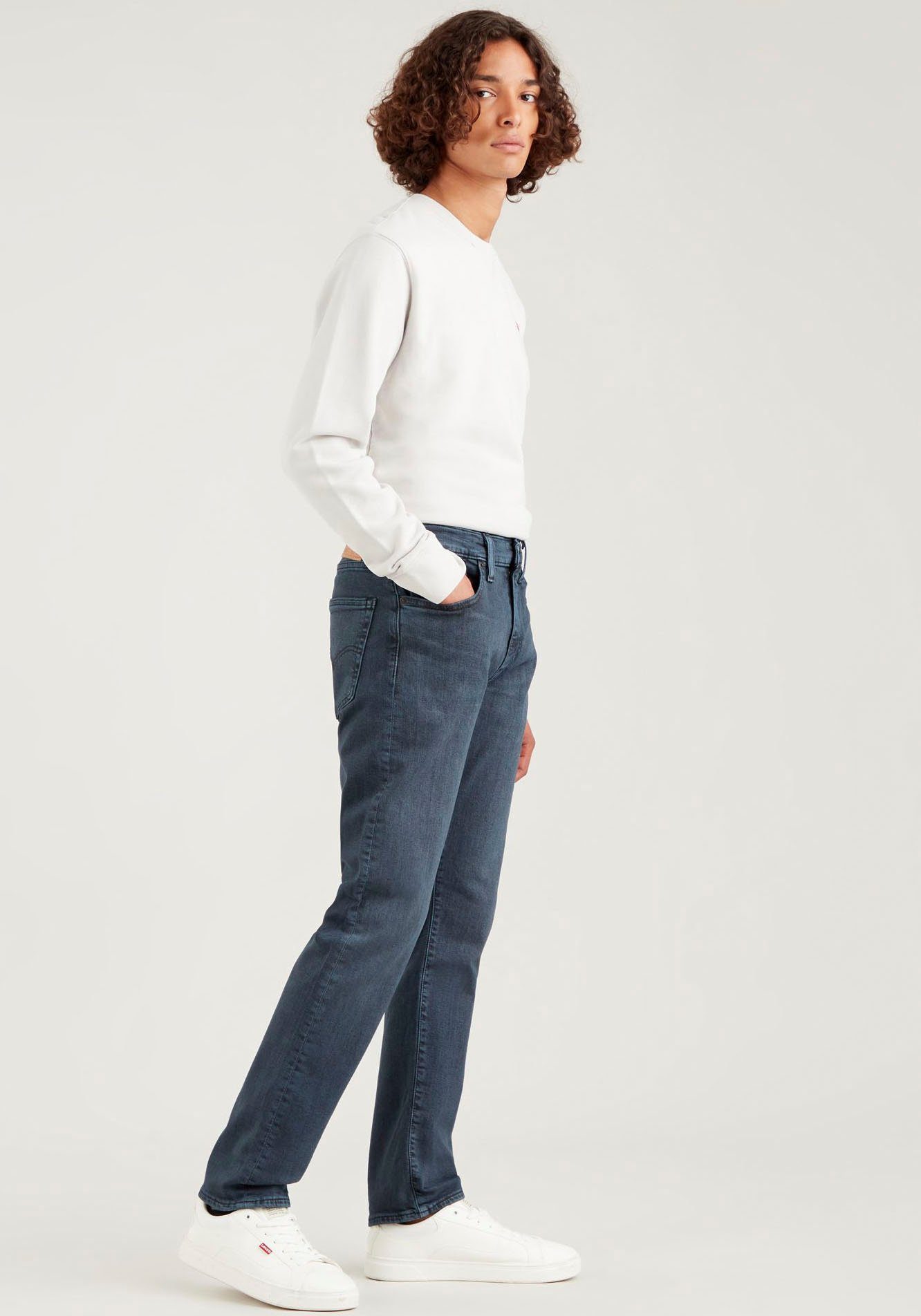 Levi's Tapered jeans 502 TAPER in een elegante, moderne stijl