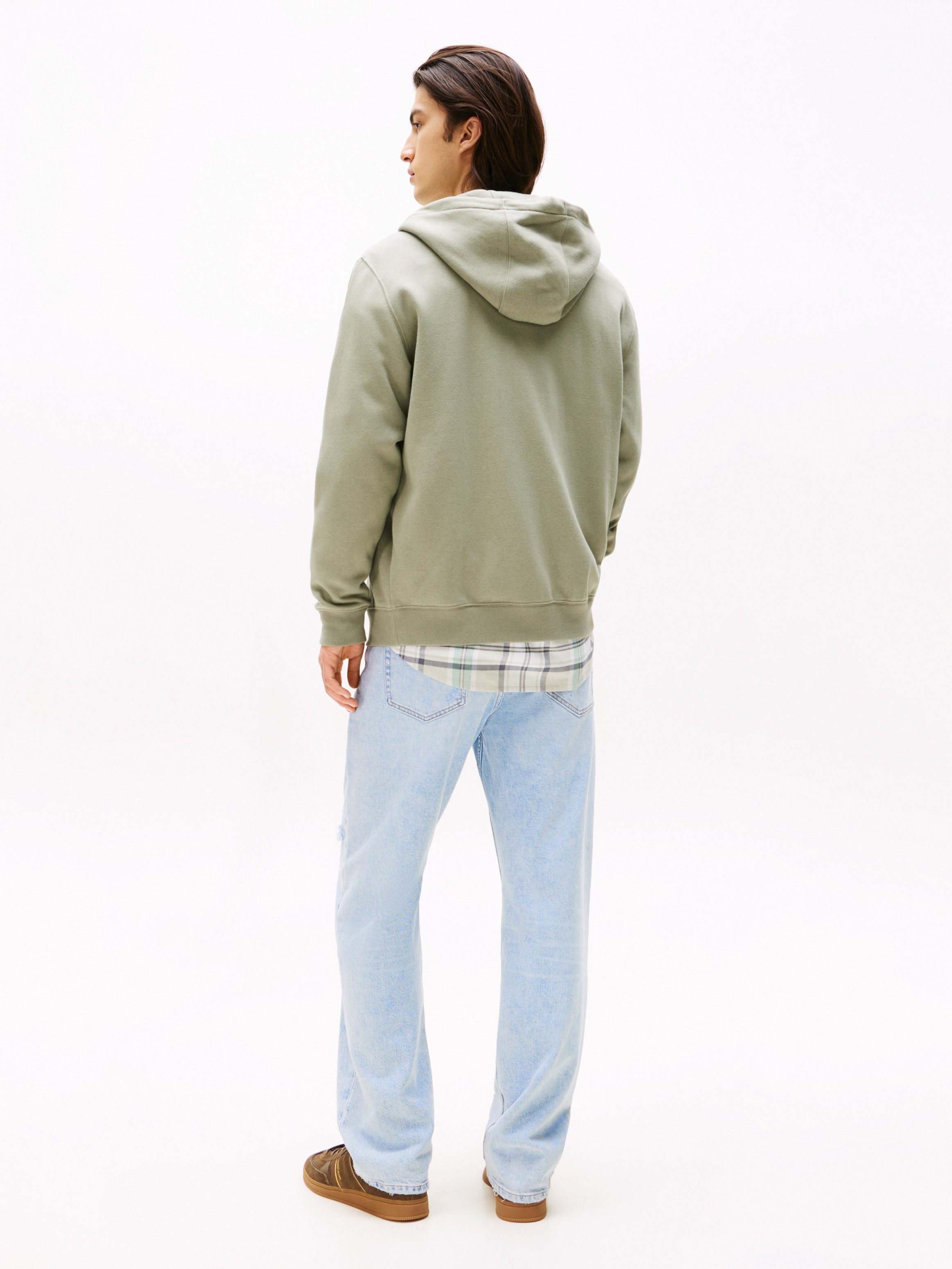 TOMMY JEANS Sweatshirt TJM REG S FLAG ZIP FLEECE THRU met geborduurd merklogo op borsthoogte