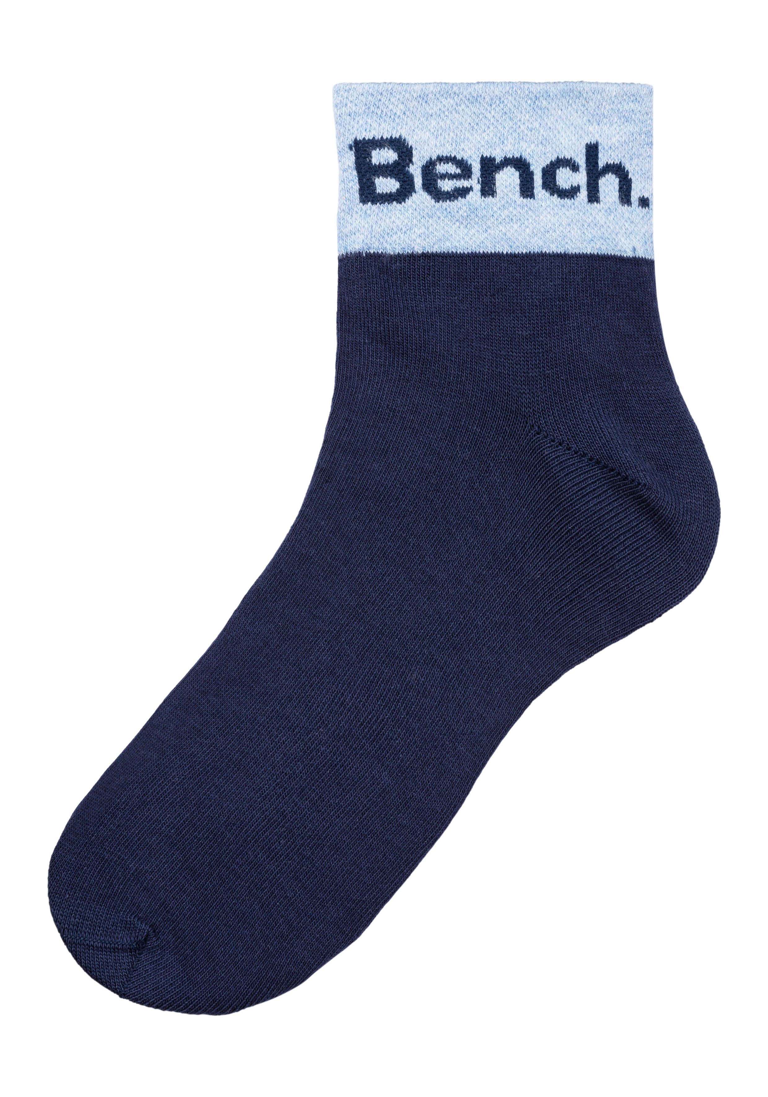 Bench. Korte sokken met ingebreid opschrift bij de boord (set, 8 paar)