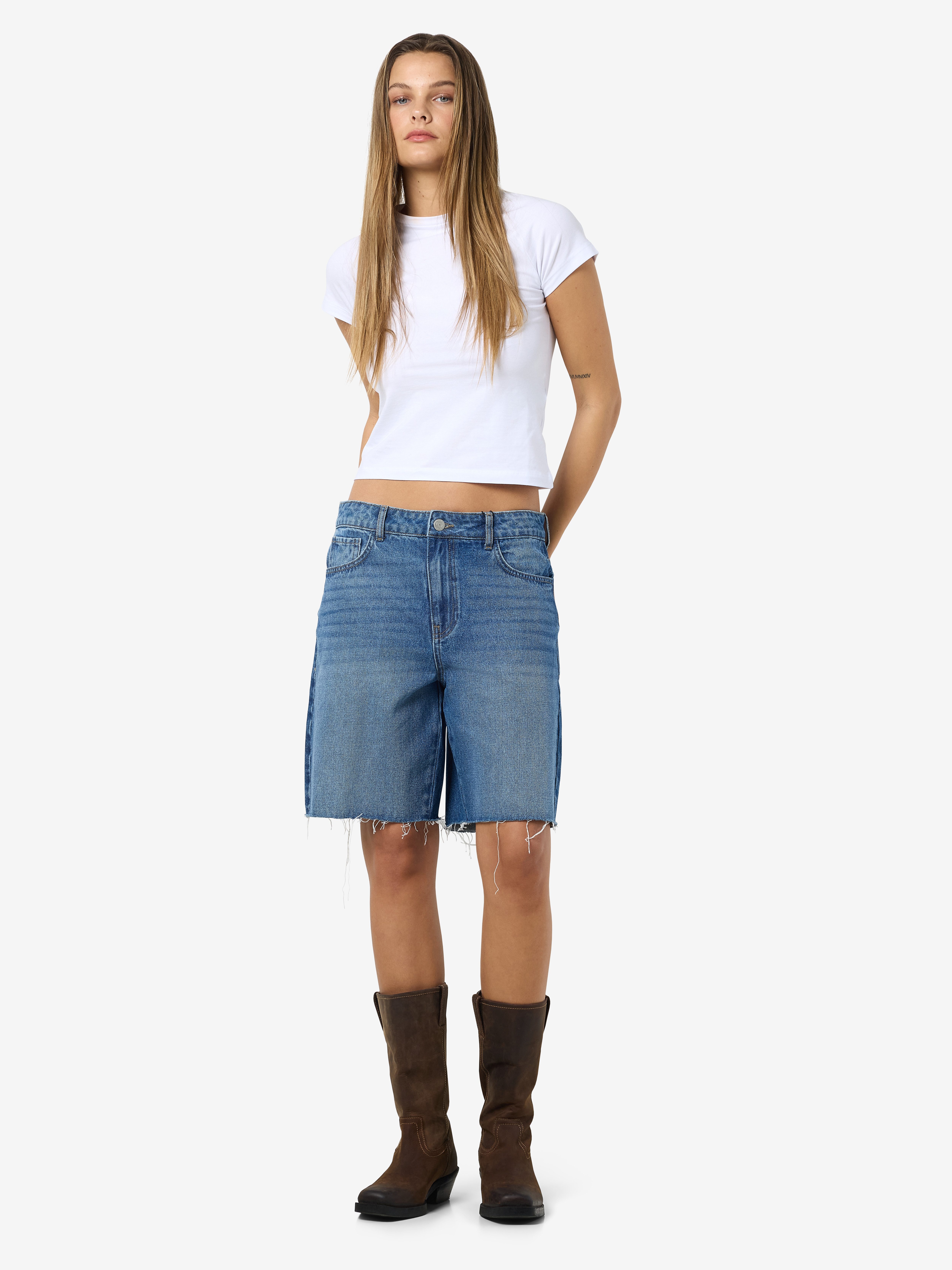 Noisy may Jeansshort NMHOLLA NW LOOSE SHORT AZ426MB NOOS