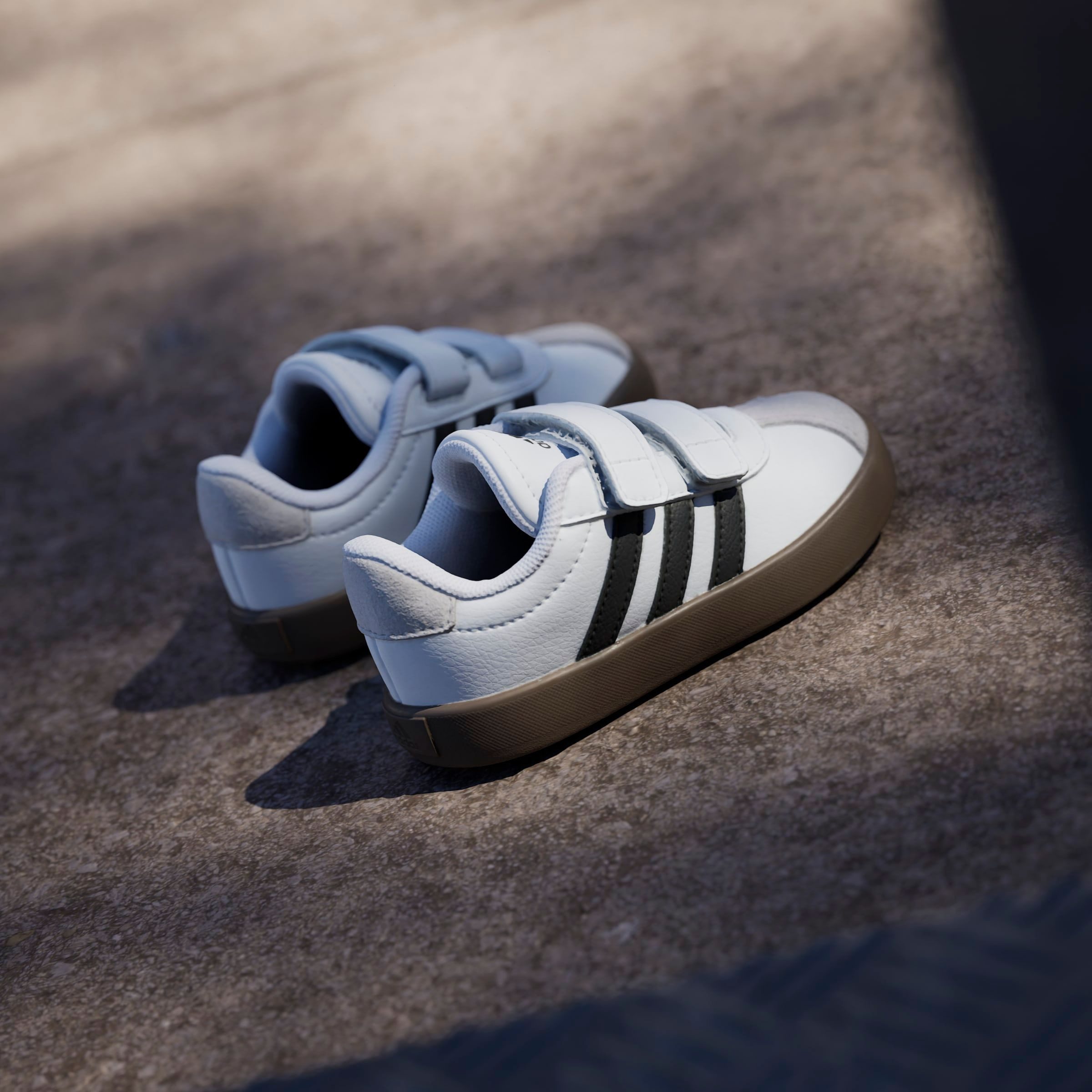 adidas Sportswear Klittenbandschoenen VL COURT 3.0 KIDS geïnspireerd door het ontwerp van de adidas samba