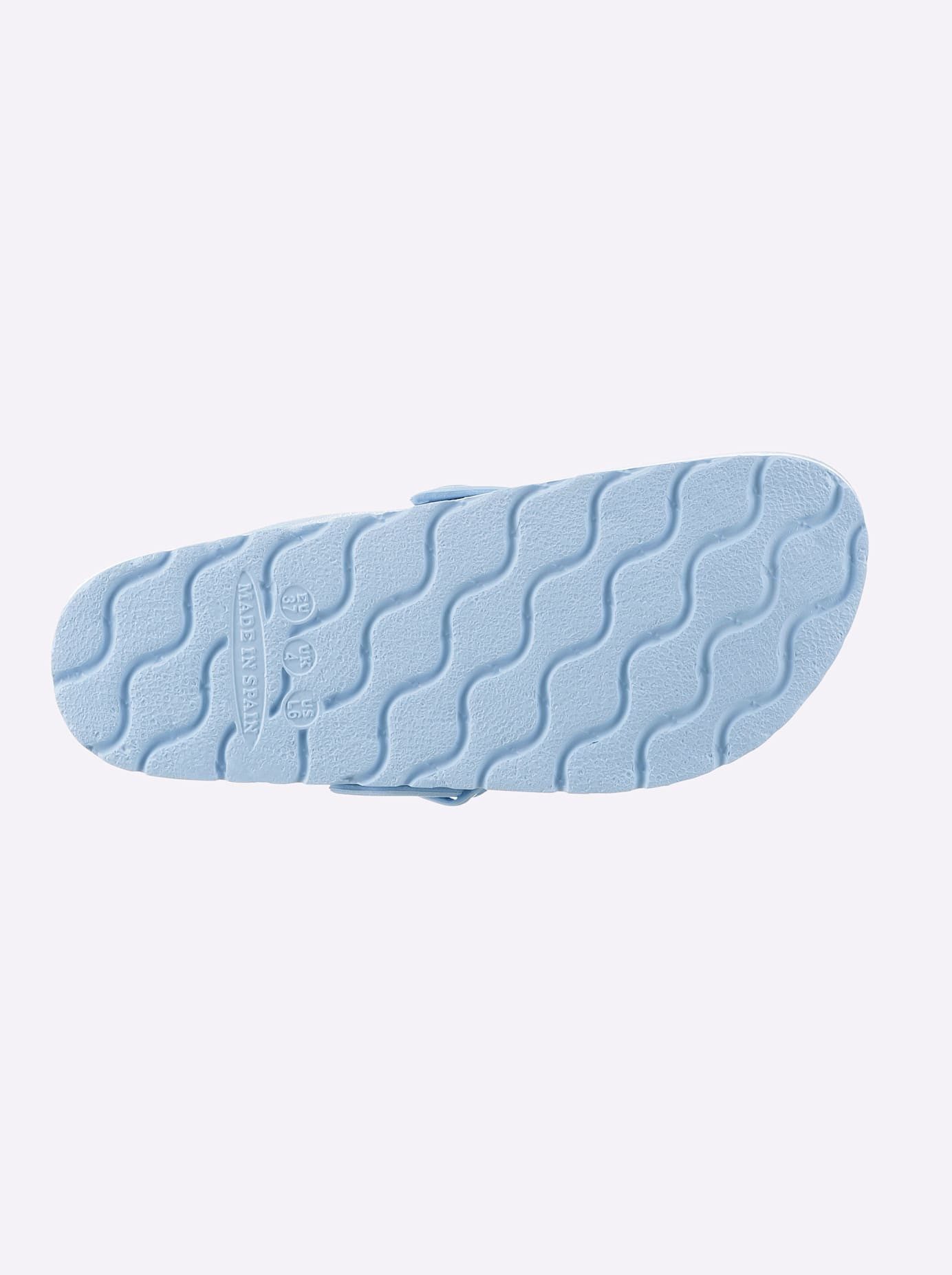 Casual Looks Slippers