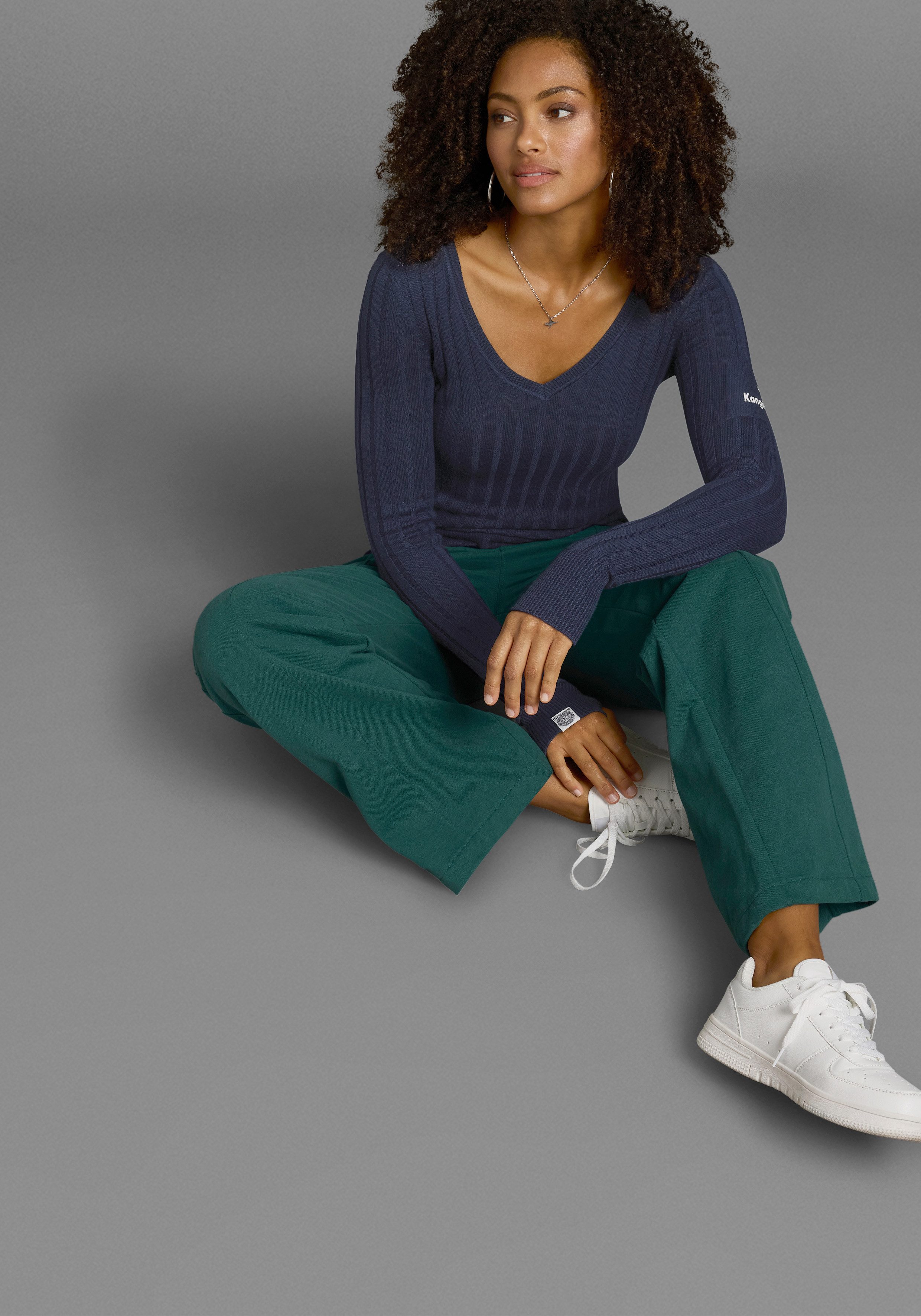 KangaROOS Trui met V-hals in breed geribd fijntricot