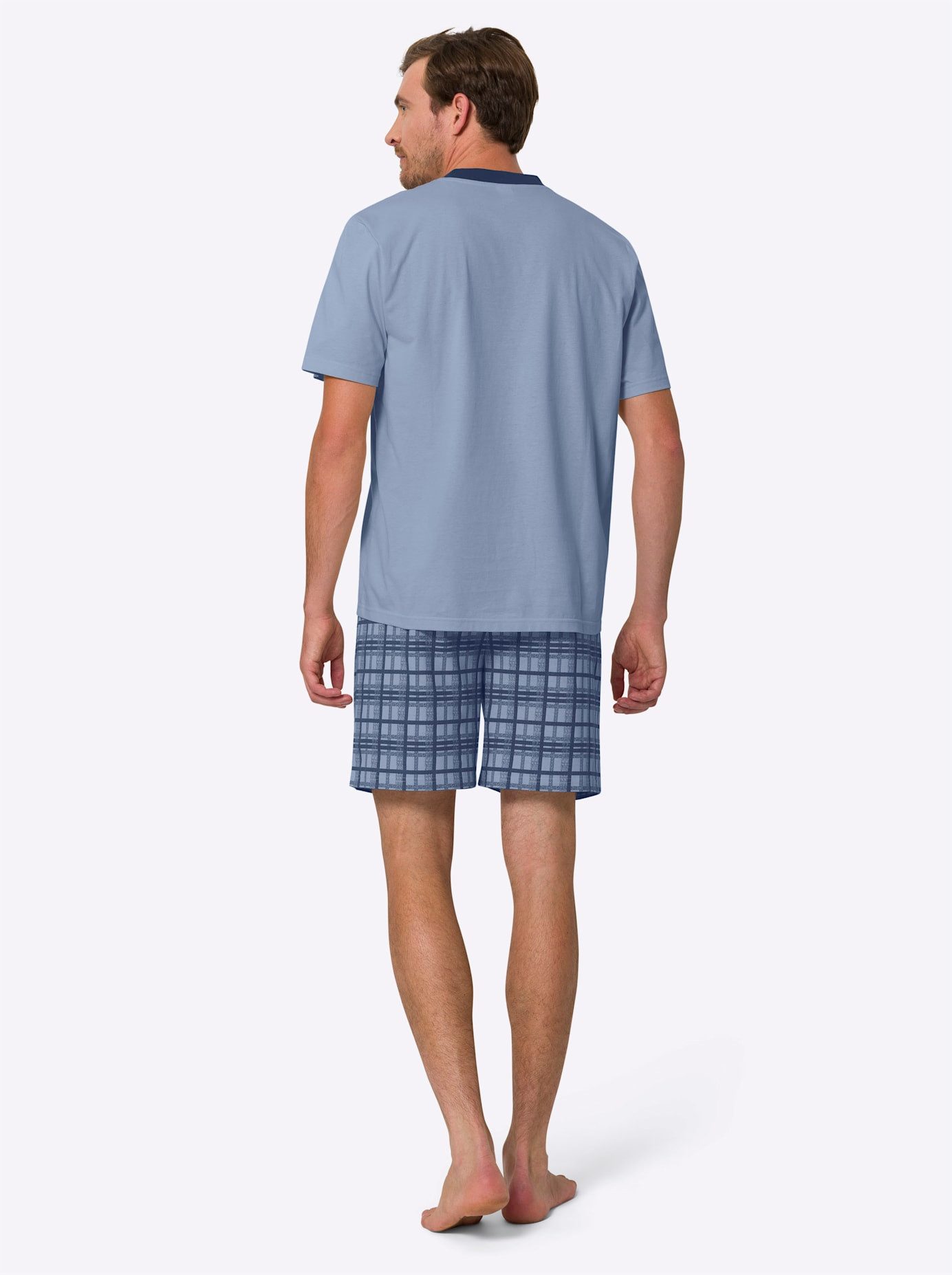 Shortama