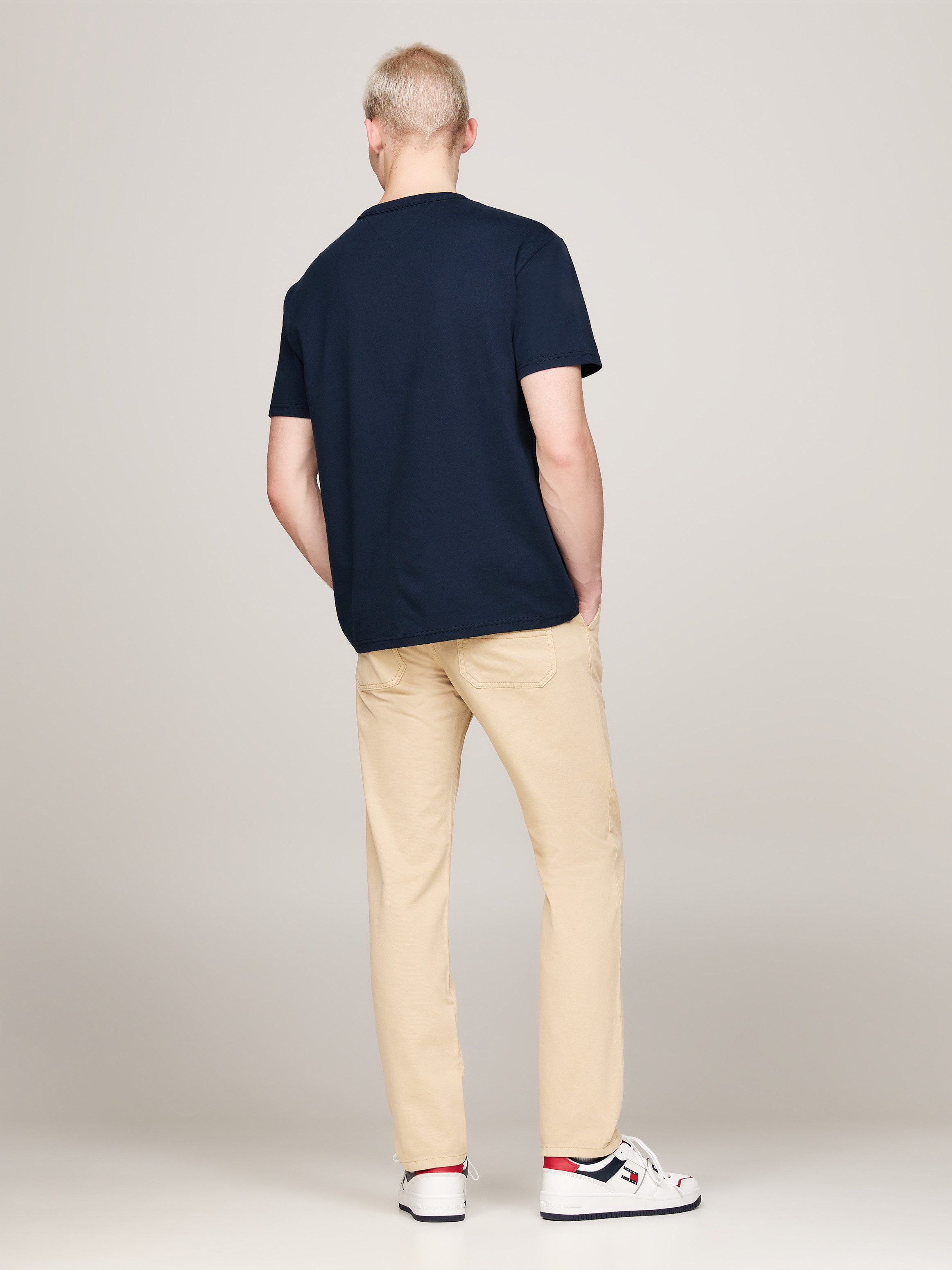 TOMMY JEANS T-shirt TJM REG RWB CREST FLAG TEE EXT geborduurd merkembleem op borsthoogte