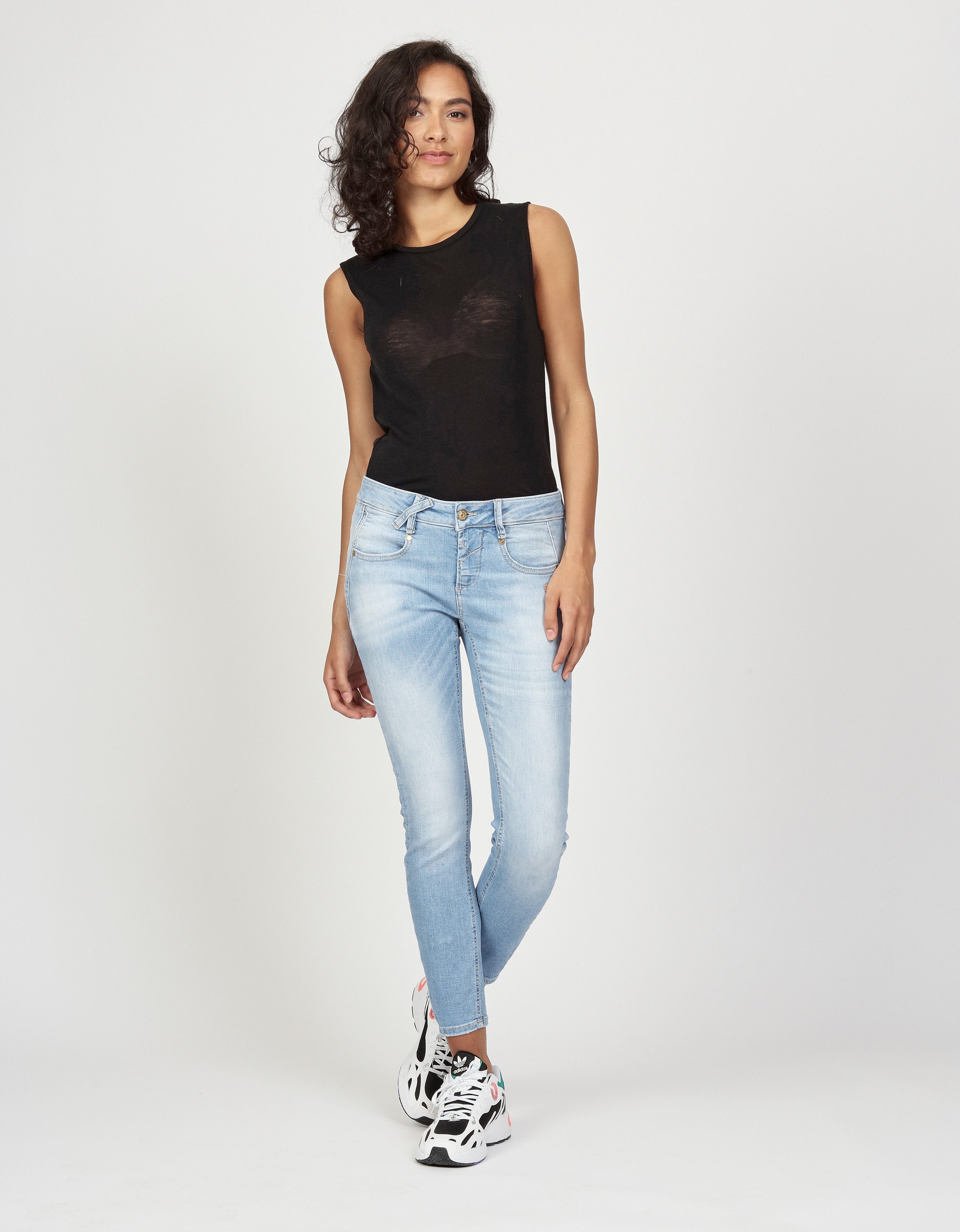 GANG Skinny fit jeans 94NELE X-CROPPED met gekruiste riemlus
