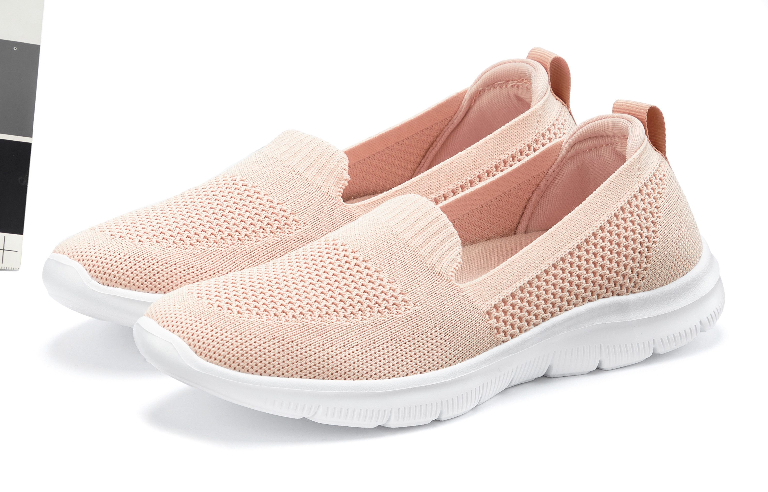 Lascana Instappers Slip-on sneaker, lage schoen, ultralichte sneaker, VEGAN