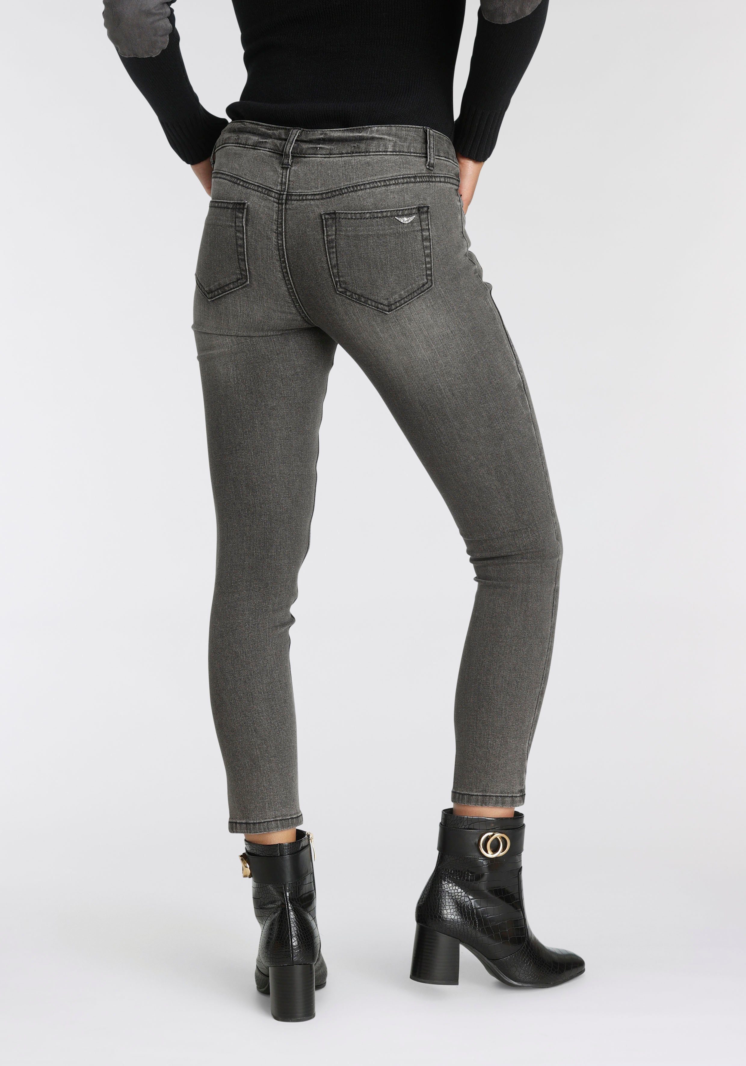 Arizona Skinny fit jeans Met geren extra-strakke been snit, lage taille