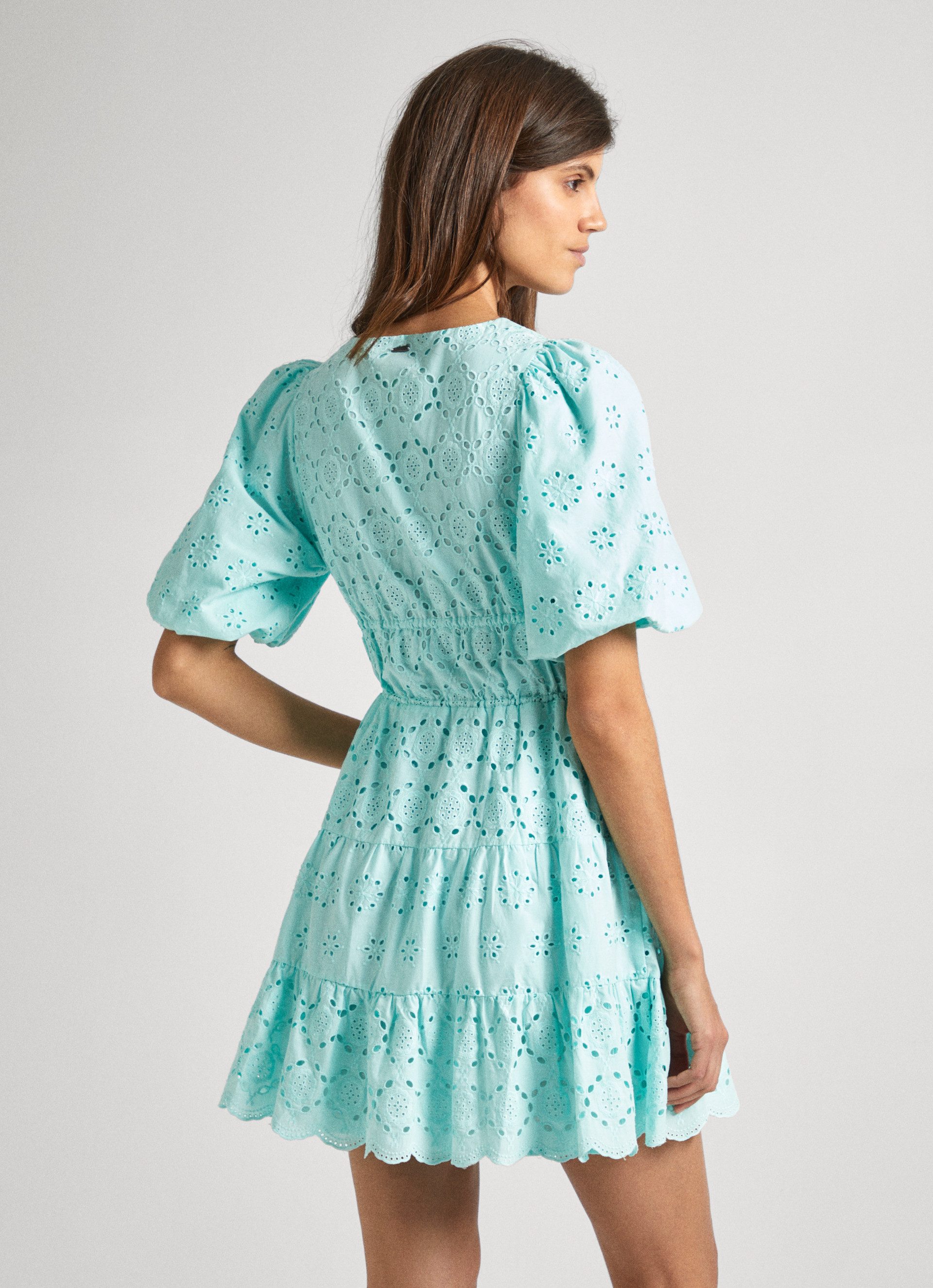 Pepe Jeans Zomerjurk Delia met ajourborduursels