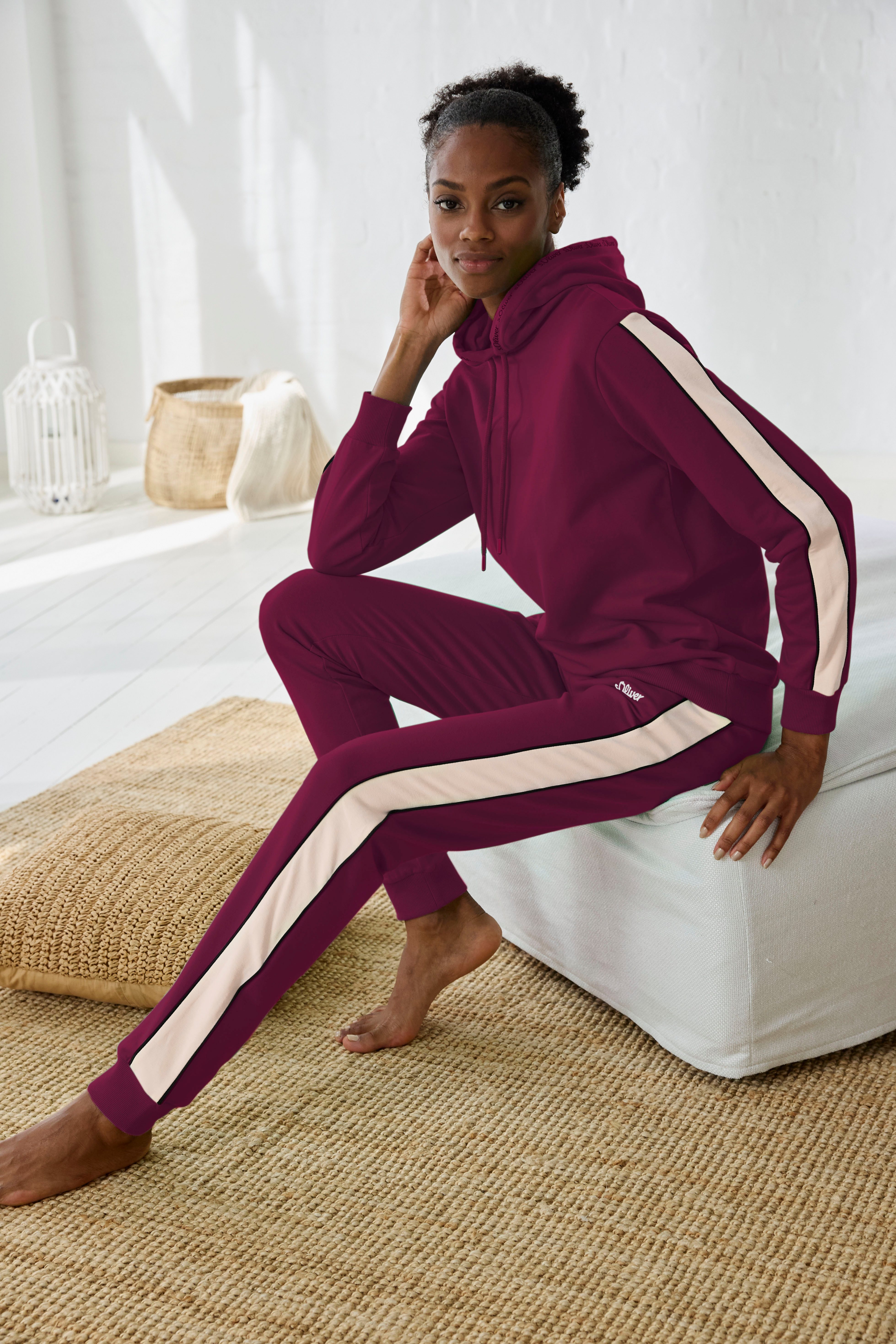 s.Oliver RED LABEL Beachwear Hoodie met contrasterende accenten, loungewear (1-delig)
