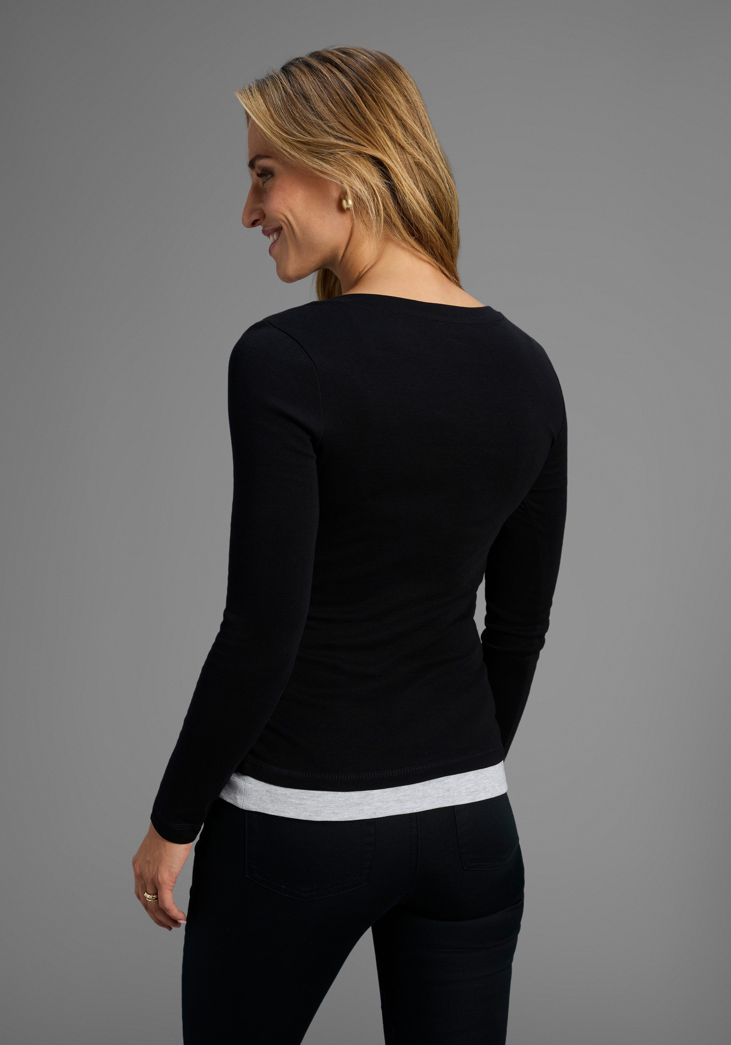Flashlights 2-in-1-shirt met lange mouwen figuurvolgende pasvorm, ronde hals, elastisch materiaal