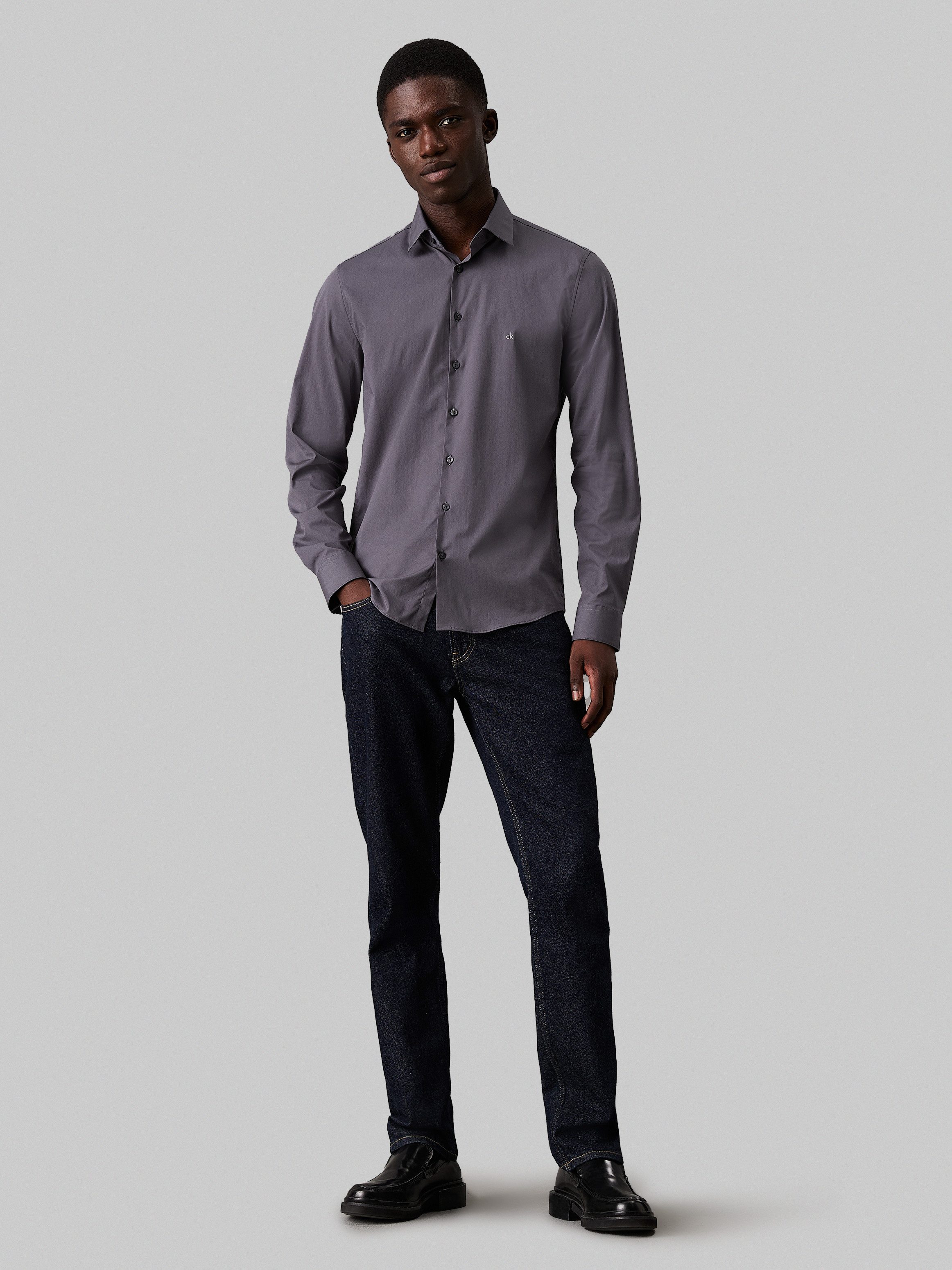 Calvin Klein Businessoverhemd POPLIN STRETCH SLIM SHIRT met kent-kraag logoprint op borsthoogte