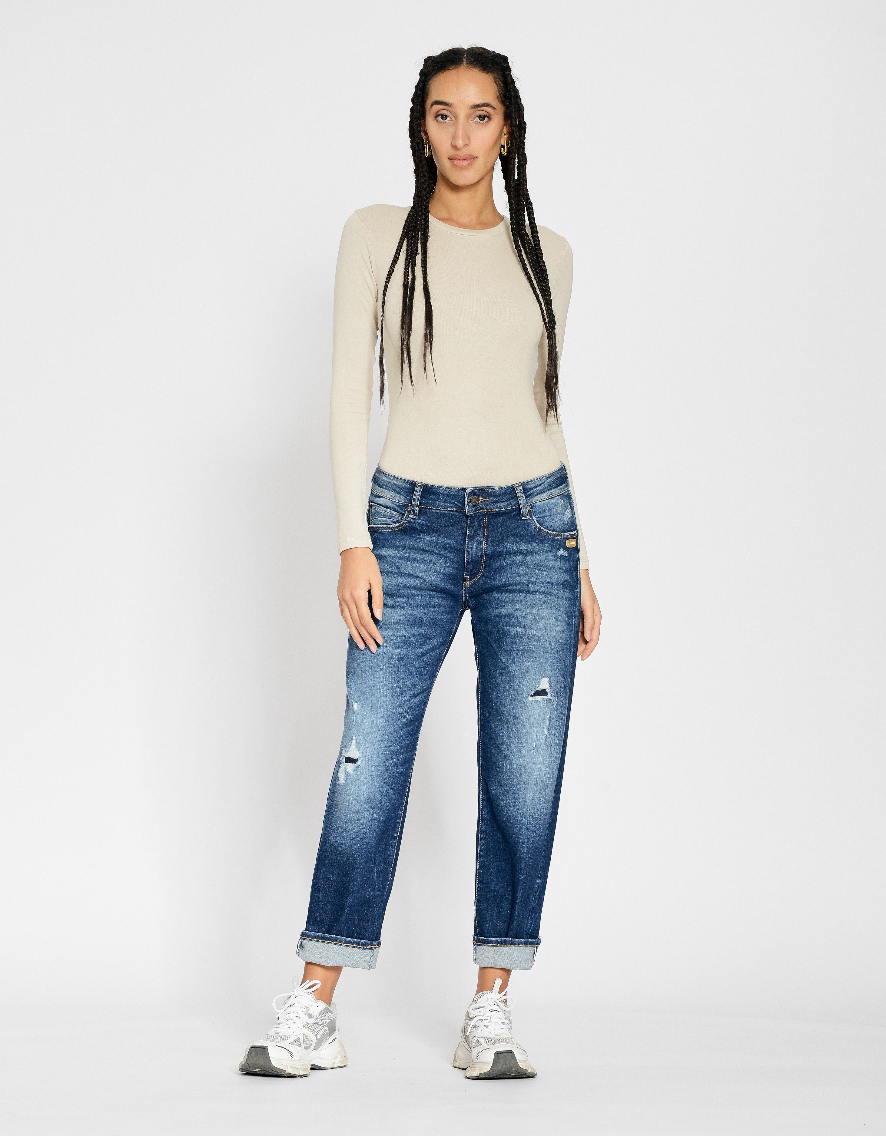 GANG Boyfriendjeans 94NADIA 5-pocketsstijl met ritssluiting en knoop