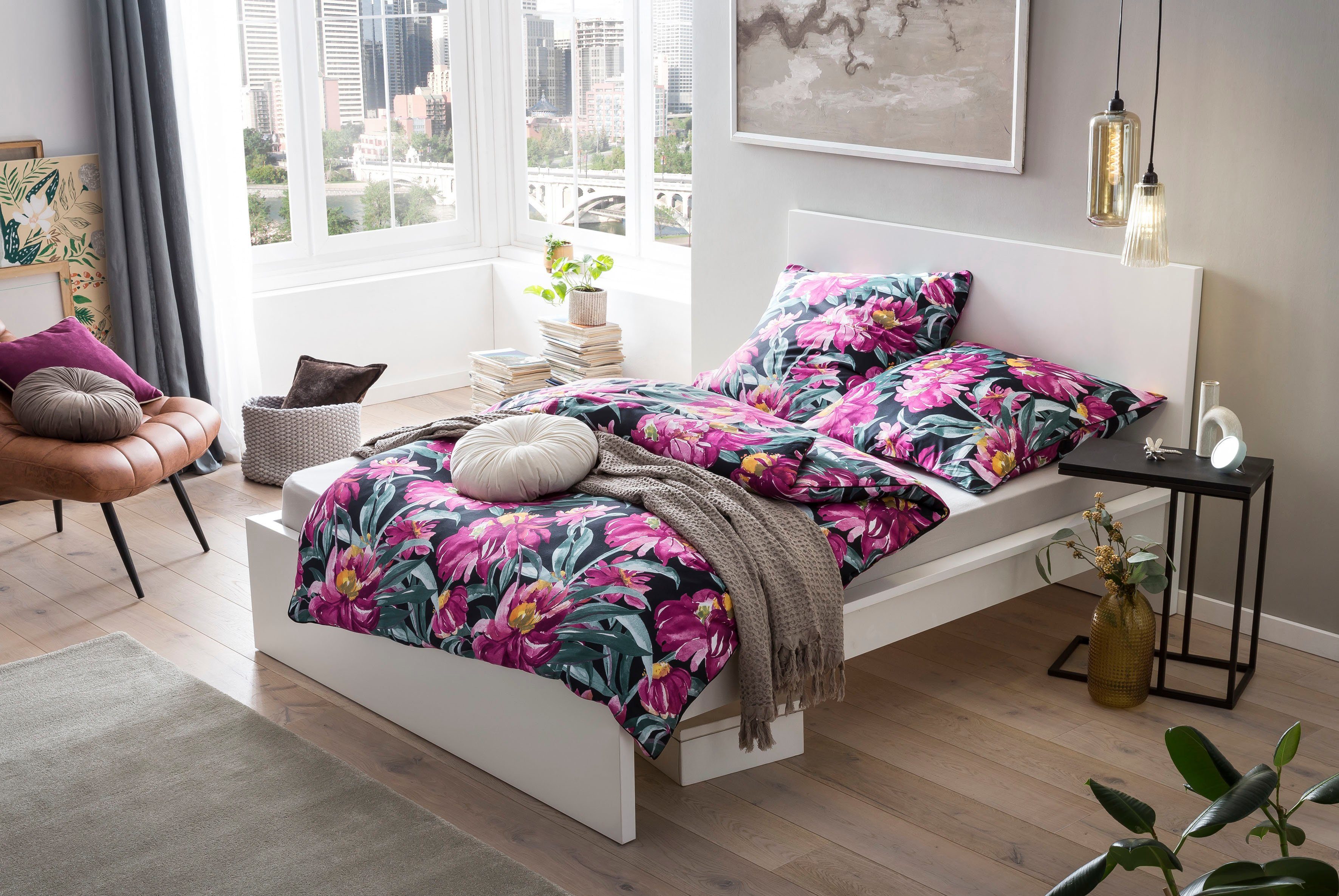 done.® Beddengoed Peonies dubbelzijdig bedrukte beddengoed met bies