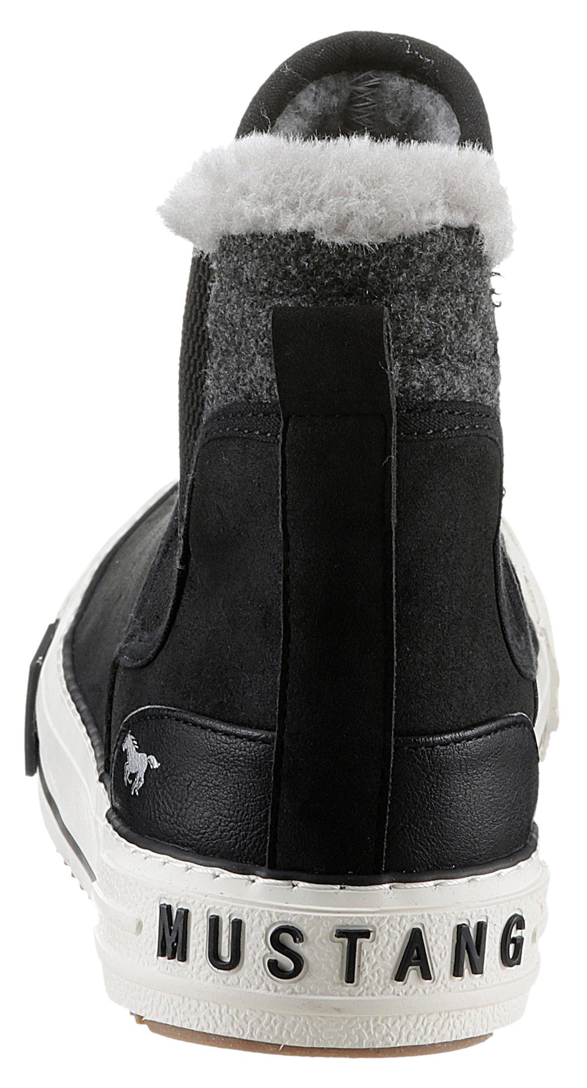 Mustang Shoes Chelsea-boots met stretchinzet aan beide kanten