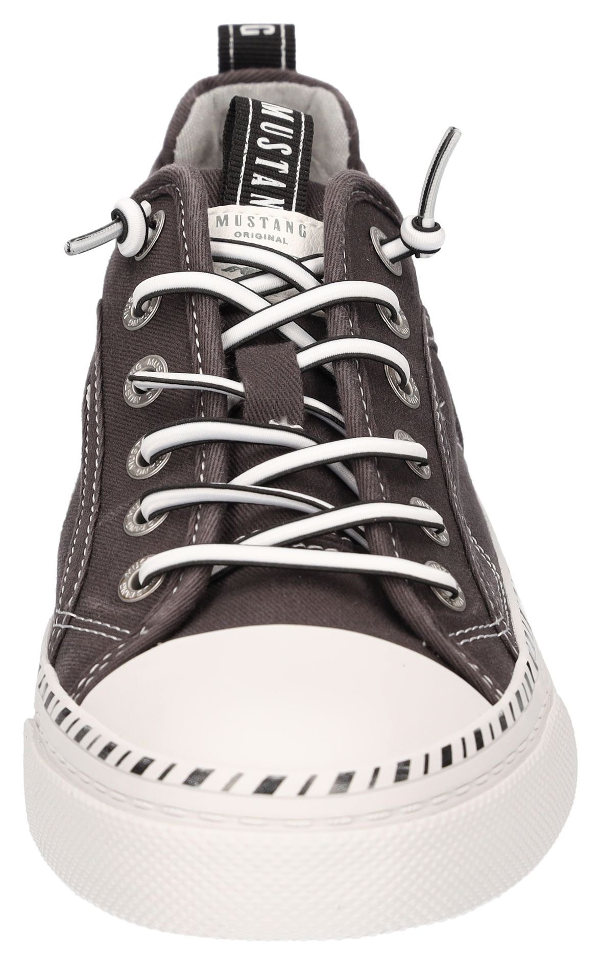 Mustang Shoes Slip-on sneakers , slippers, instapschoen, vrijetijdsschoen met gekleurde zoolrand