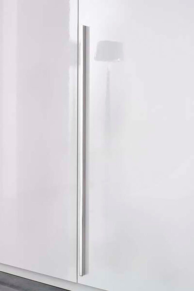 rauch Draaideurkast Montclar Passe-partout optioneel met verlichting, inclusief wasindeling