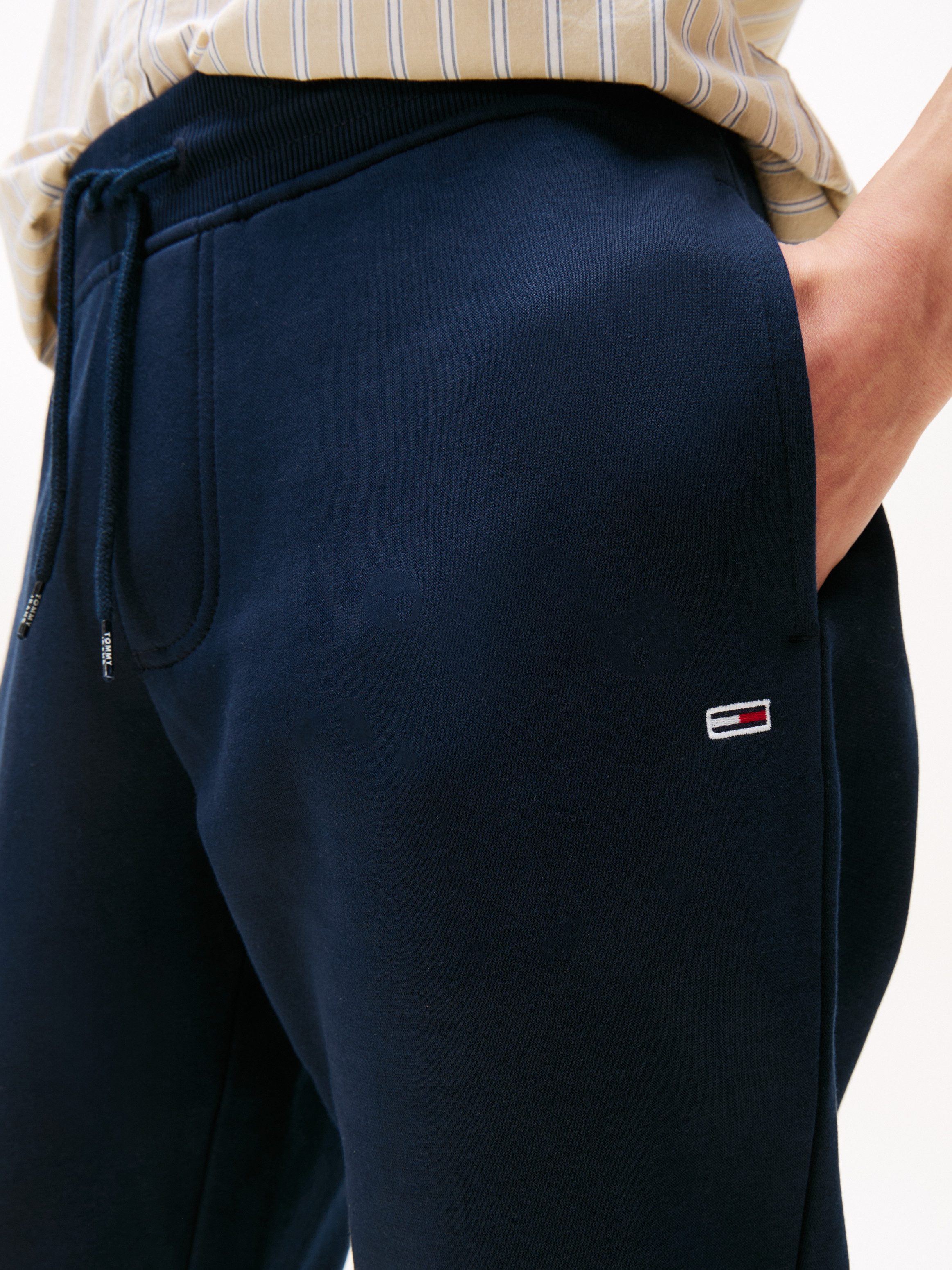 TOMMY JEANS Sweatbroek TJM SLIM S FLAG SWEATPANT