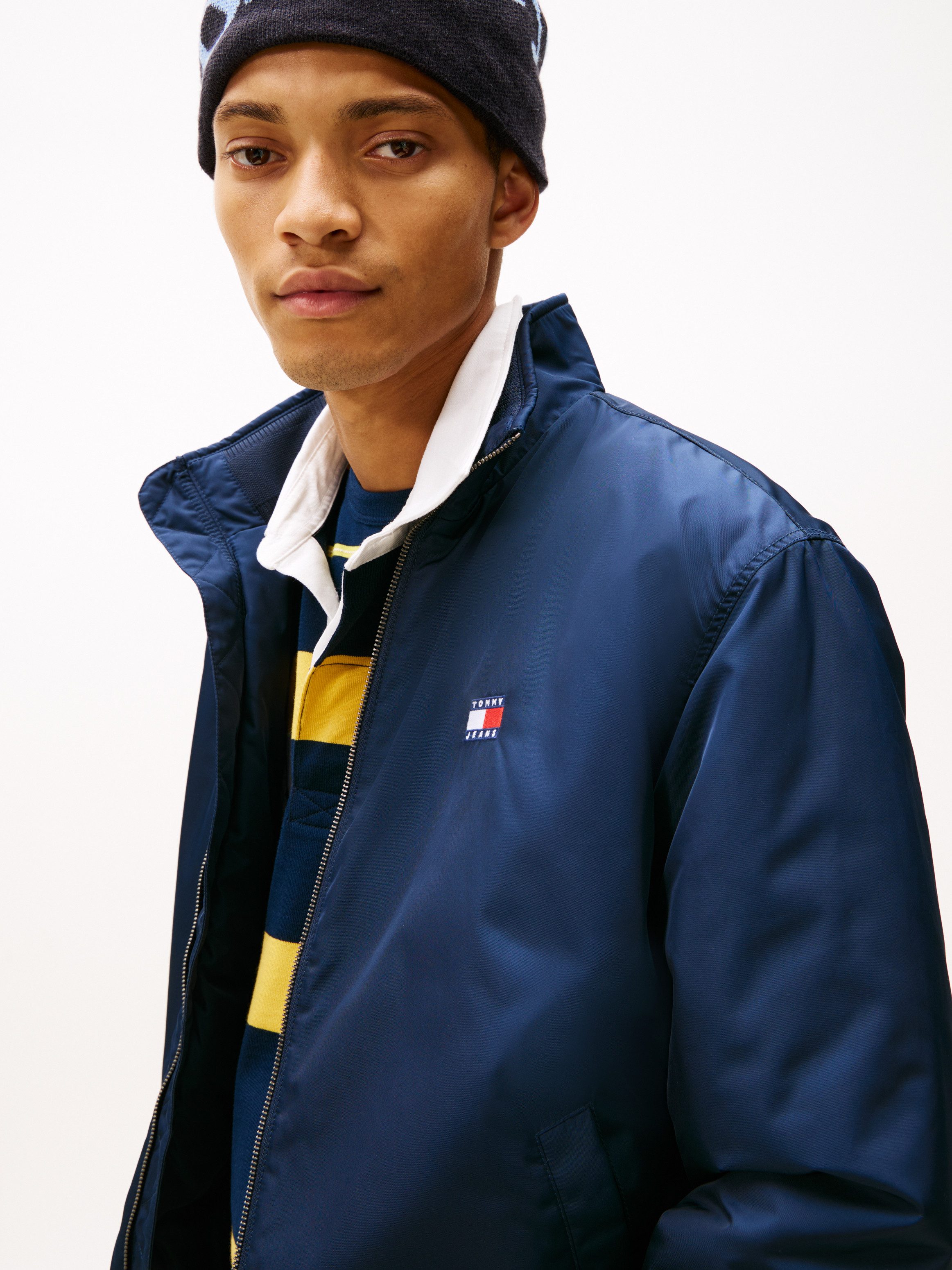 TOMMY JEANS Blouson TJM ESSENTIAL PADDED JACKET EXT glanzend, stretch manchetten, opstaande kraag