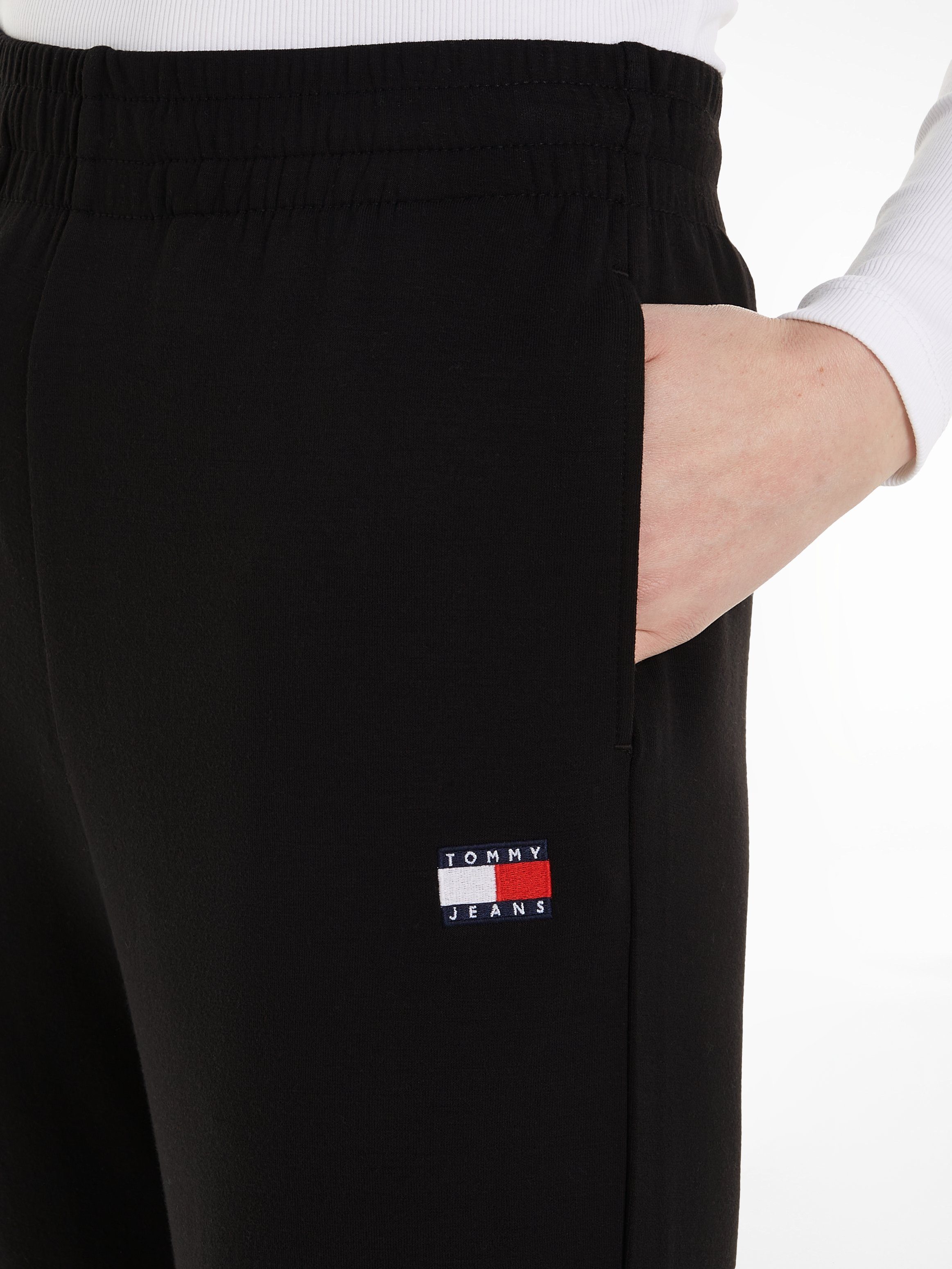 Tommy Jeans Curve Sweatbroek TJW BADGE WIDE SWEATPANT EXT