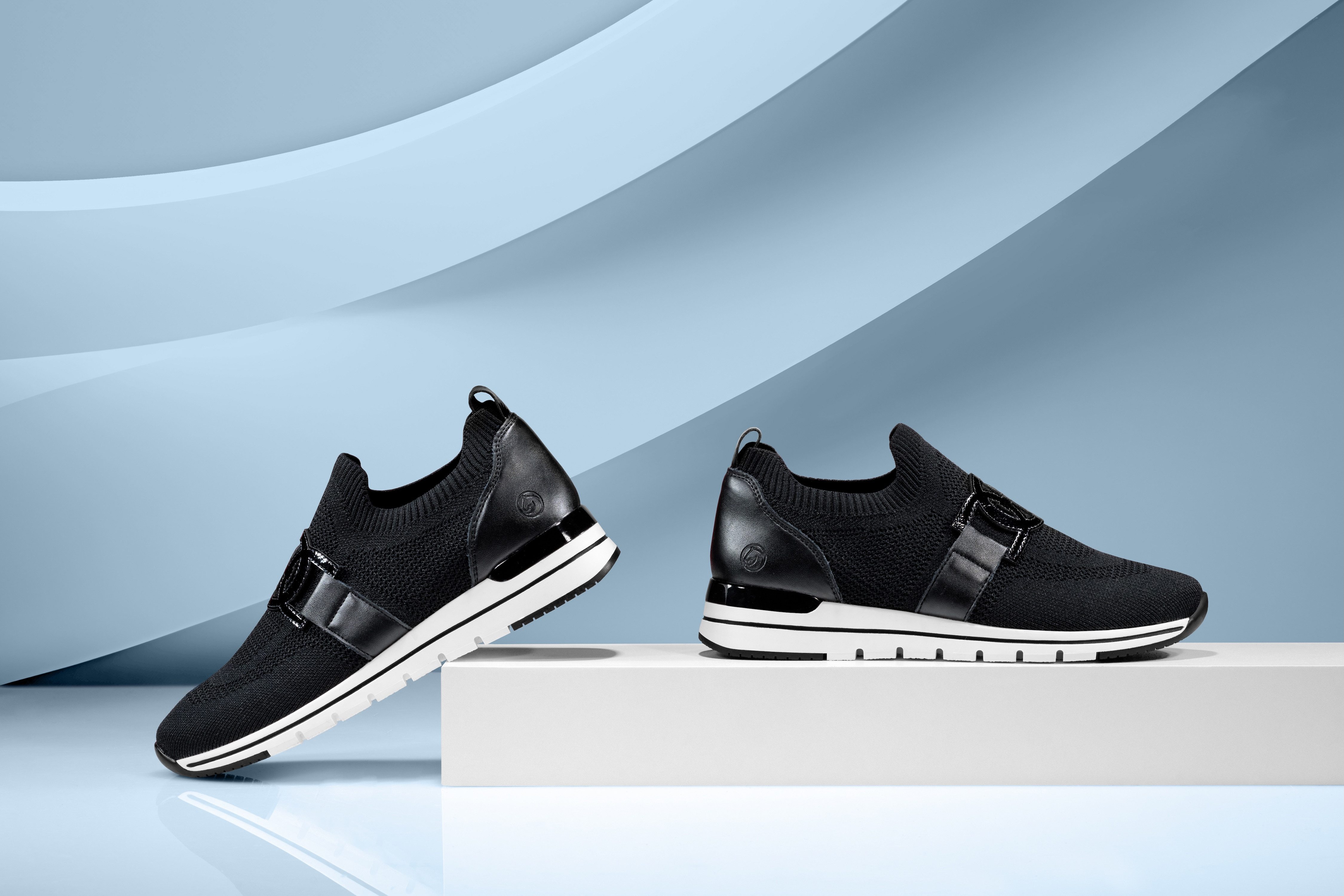 Remonte Slip-on sneakers , vrijetijdsschoen, lage schoen, slipper met elastische band aan de schacht