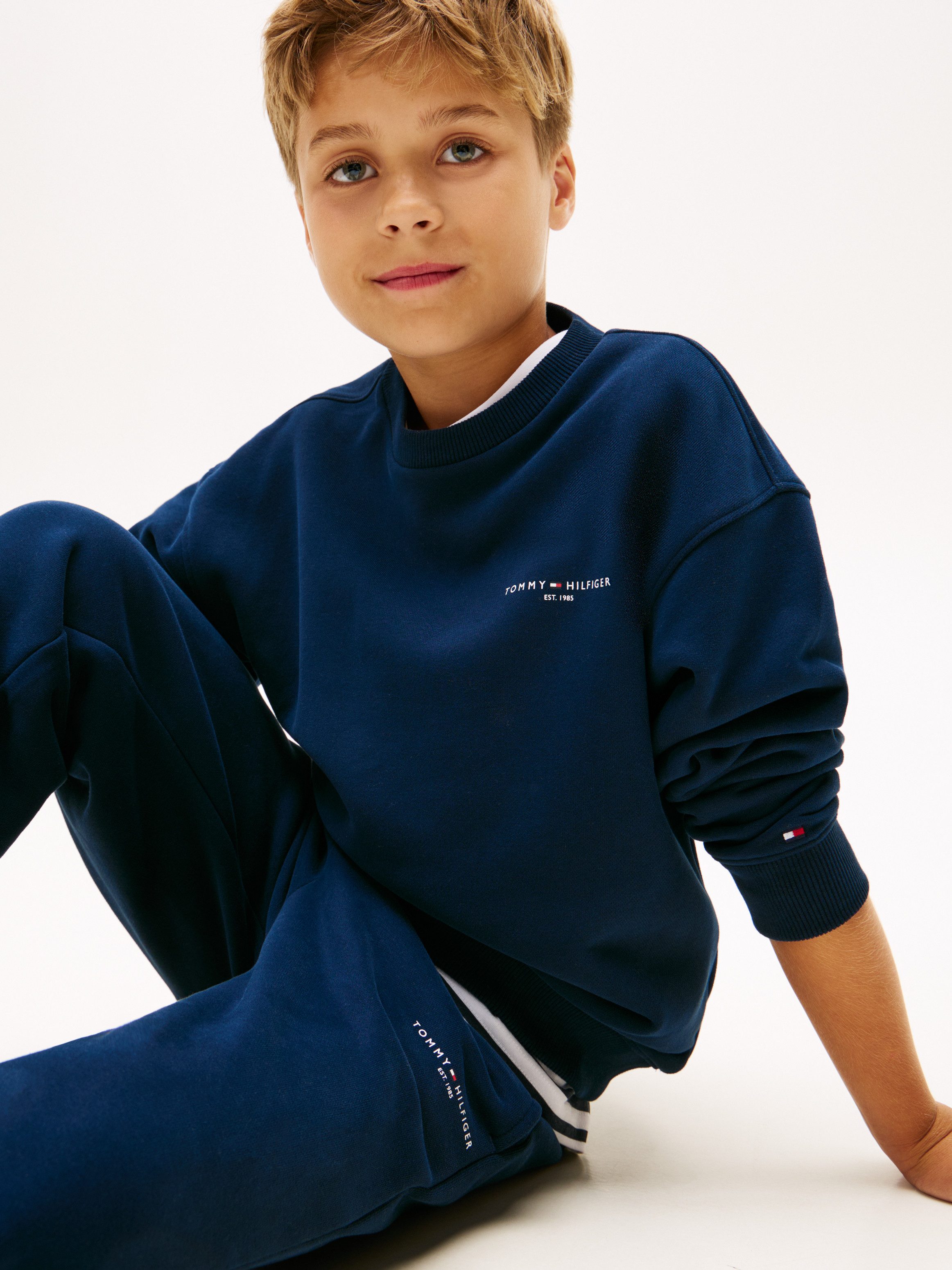 Tommy Hilfiger Shirt met lange mouwen en broek MINI CORP C-NECK SWEATSHIRT SET (2-delig)