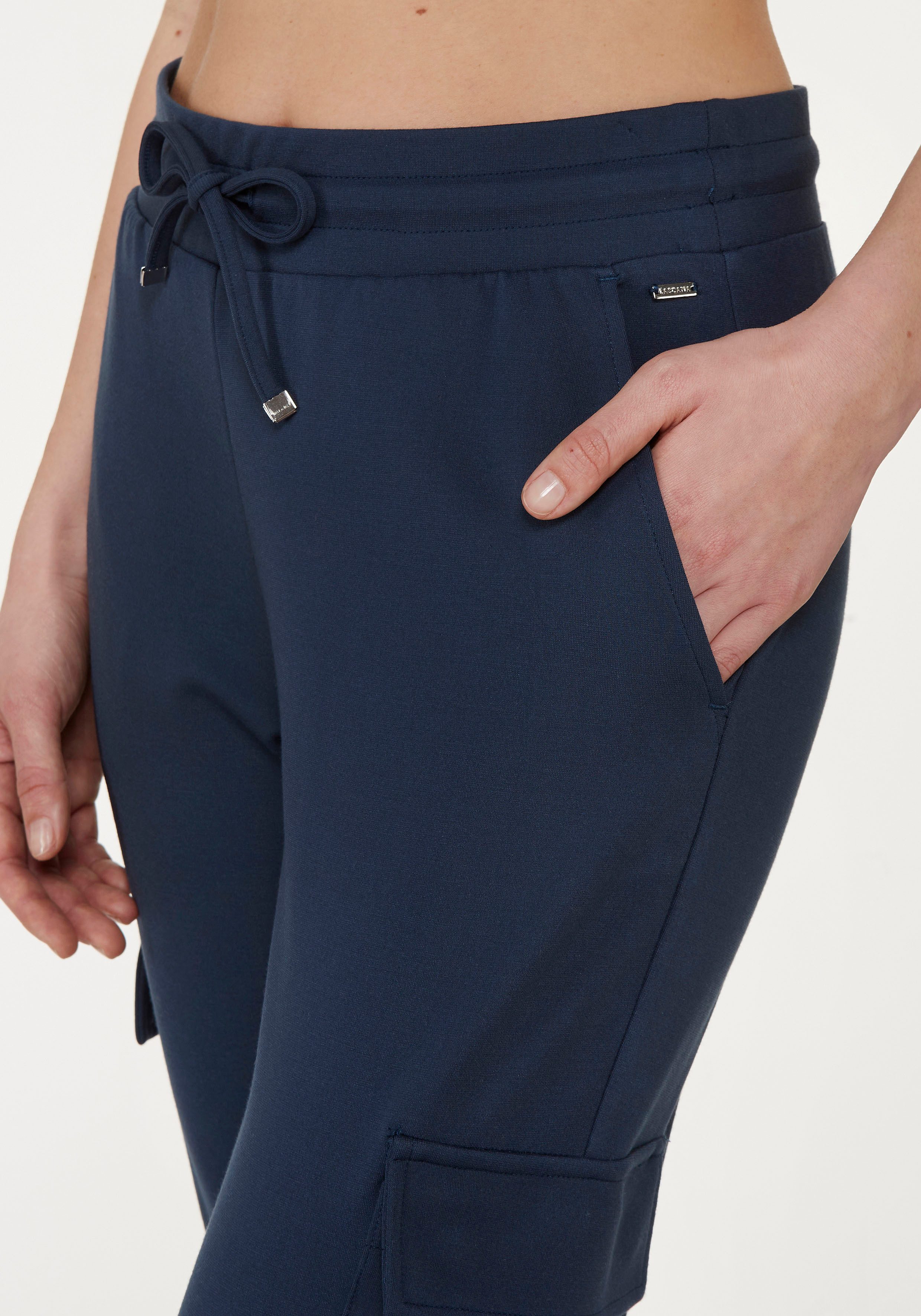 Lascana Cargobroek in zacht vloeiend materiaal, loungewear