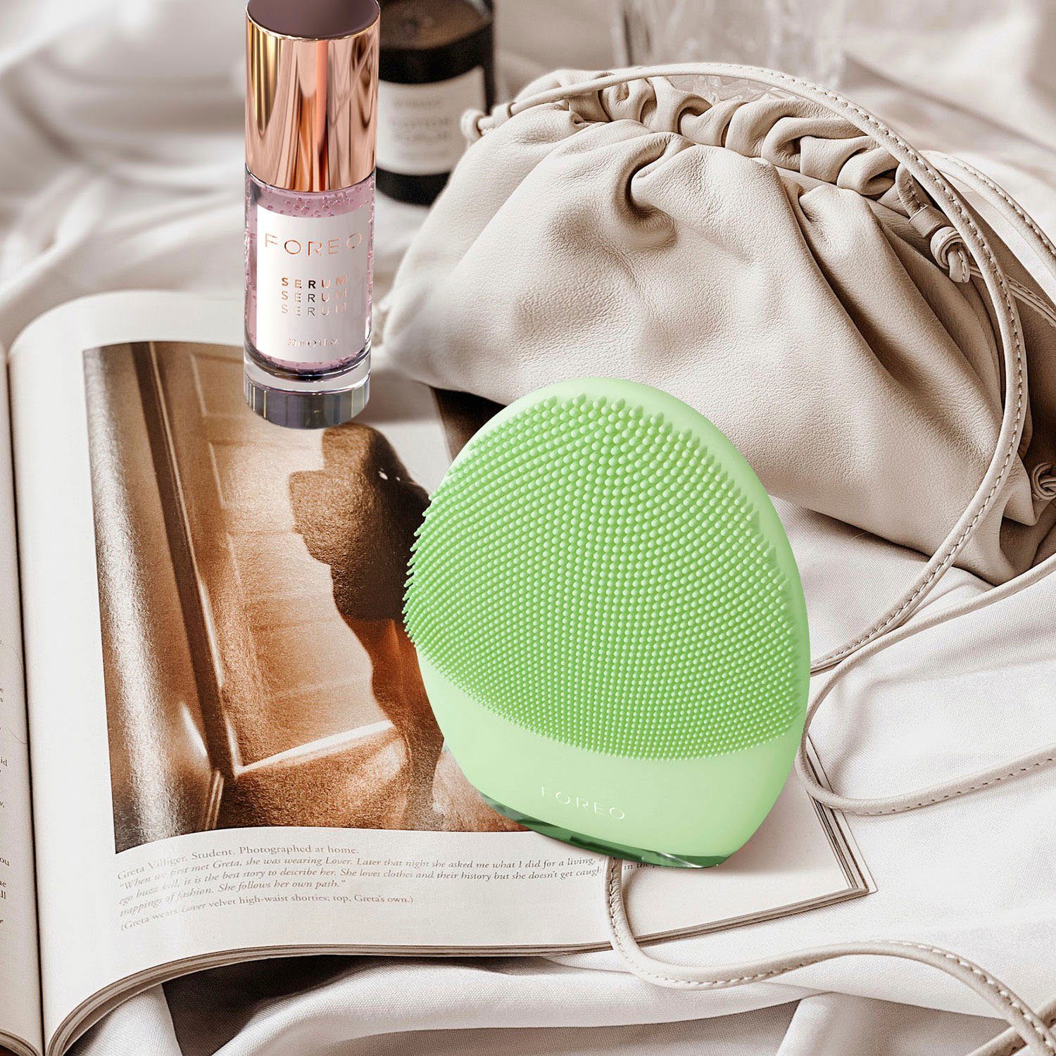 FOREO Elektrische gezichtsreinigingsborstel LUNA™ 4 combination skin
