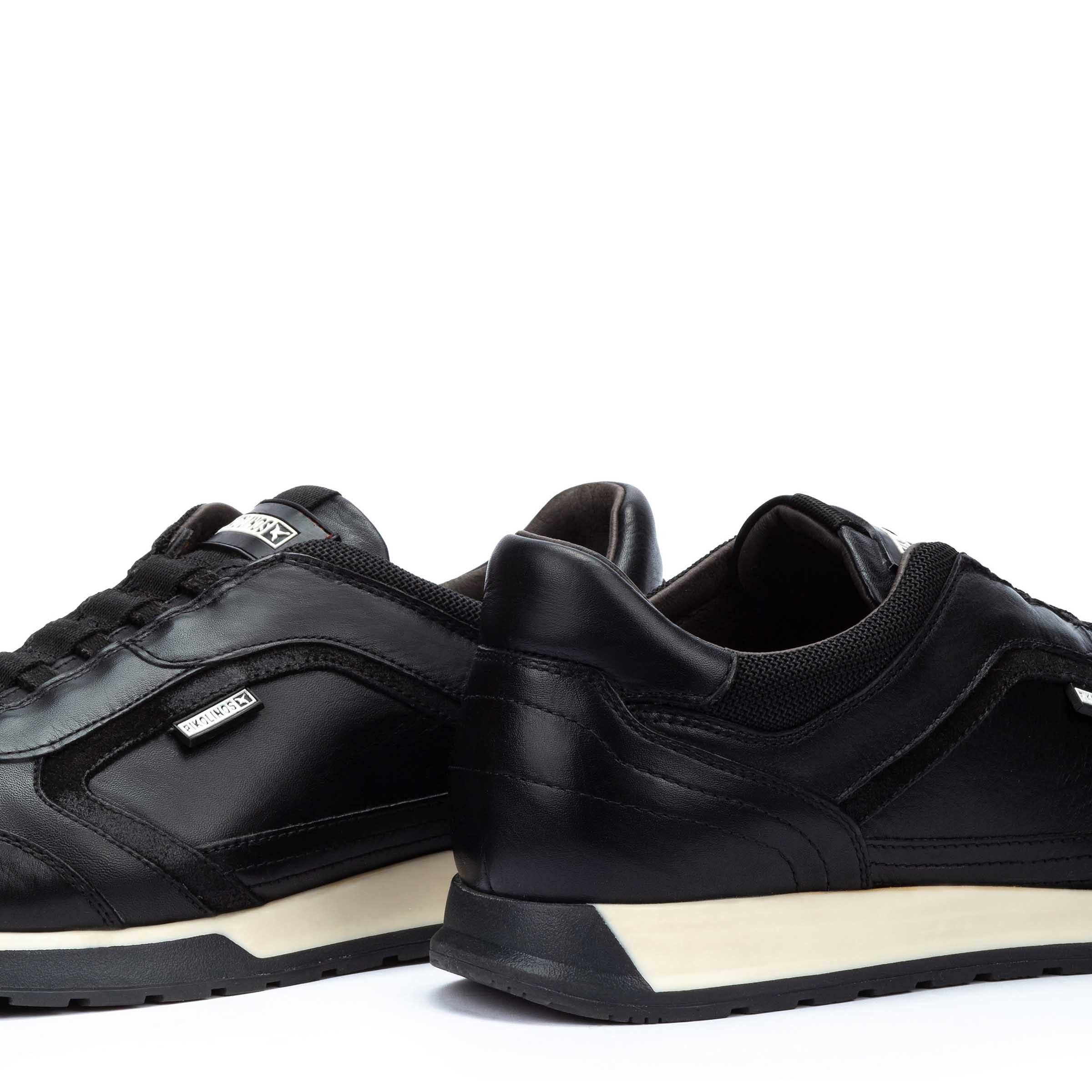 PIKOLINOS Slip-on sneakers CAMBIL , instapschoen, lage schoen, vrijetijdsschoen met label op de tong